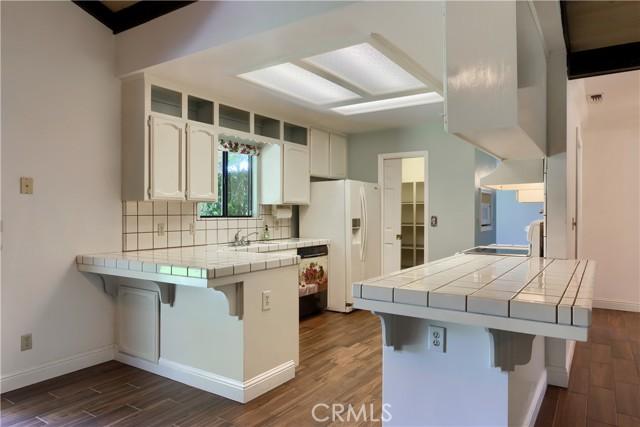 Ahwahnee, California, 93601, United States, 3 Bedrooms Bedrooms, ,2 BathroomsBathrooms,Residential,For Sale,1888676