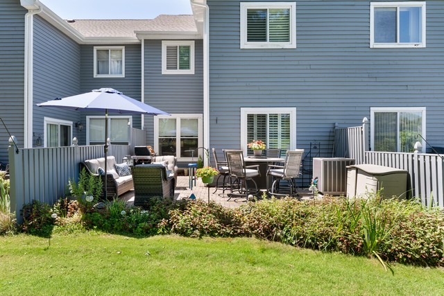 Middle Island, New York, 11953, United States, 3 Bedrooms Bedrooms, ,3 BathroomsBathrooms,Residential,For Sale,1918014