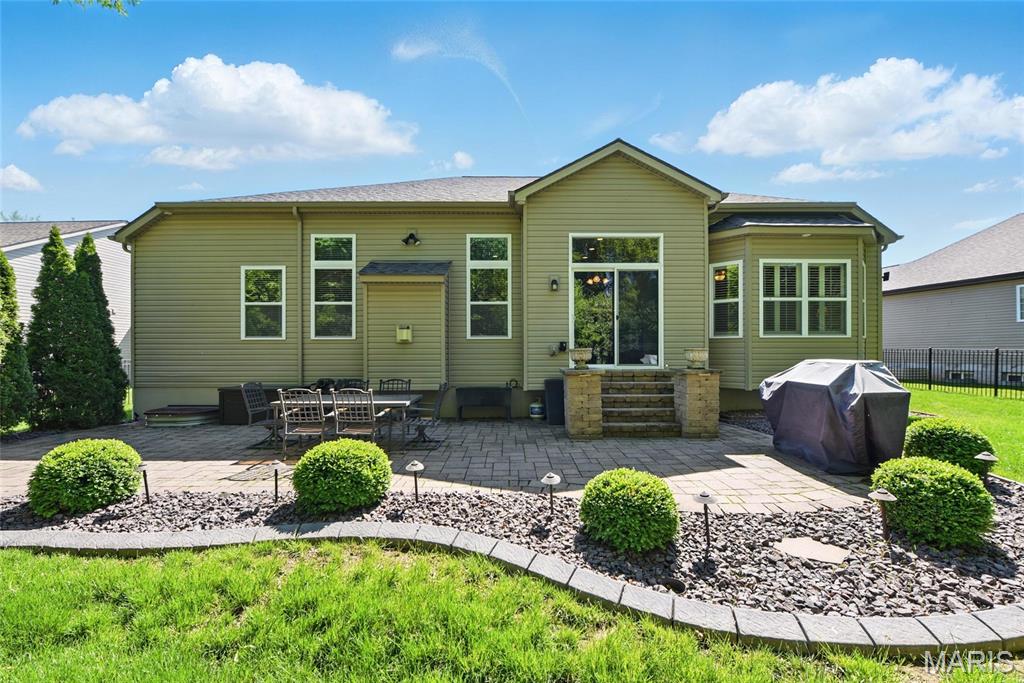 Wentzville, Missouri, 63385, United States, 4 Bedrooms Bedrooms, ,3 BathroomsBathrooms,Residential,For Sale,1927364
