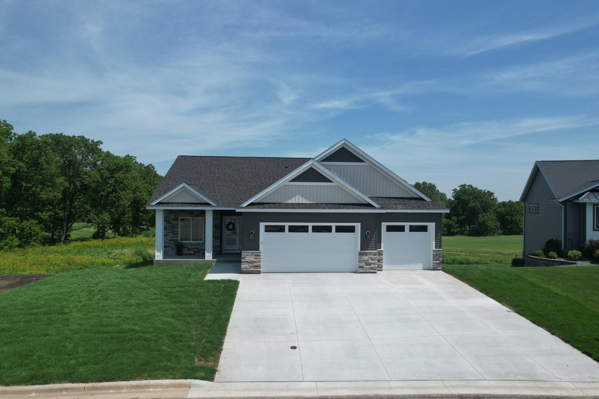 Zumbrota, Minnesota, 55992, United States, 2 Bedrooms Bedrooms, ,1 BathroomBathrooms,Residential,For Sale,1857642