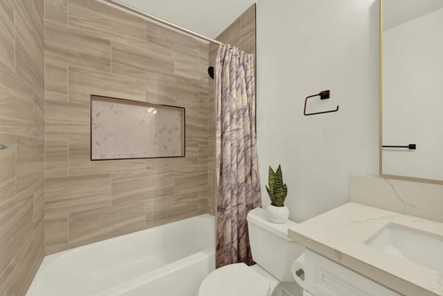 Vista, California, 92084, United States, 3 Bedrooms Bedrooms, ,1 BathroomBathrooms,Residential,For Sale,1938062
