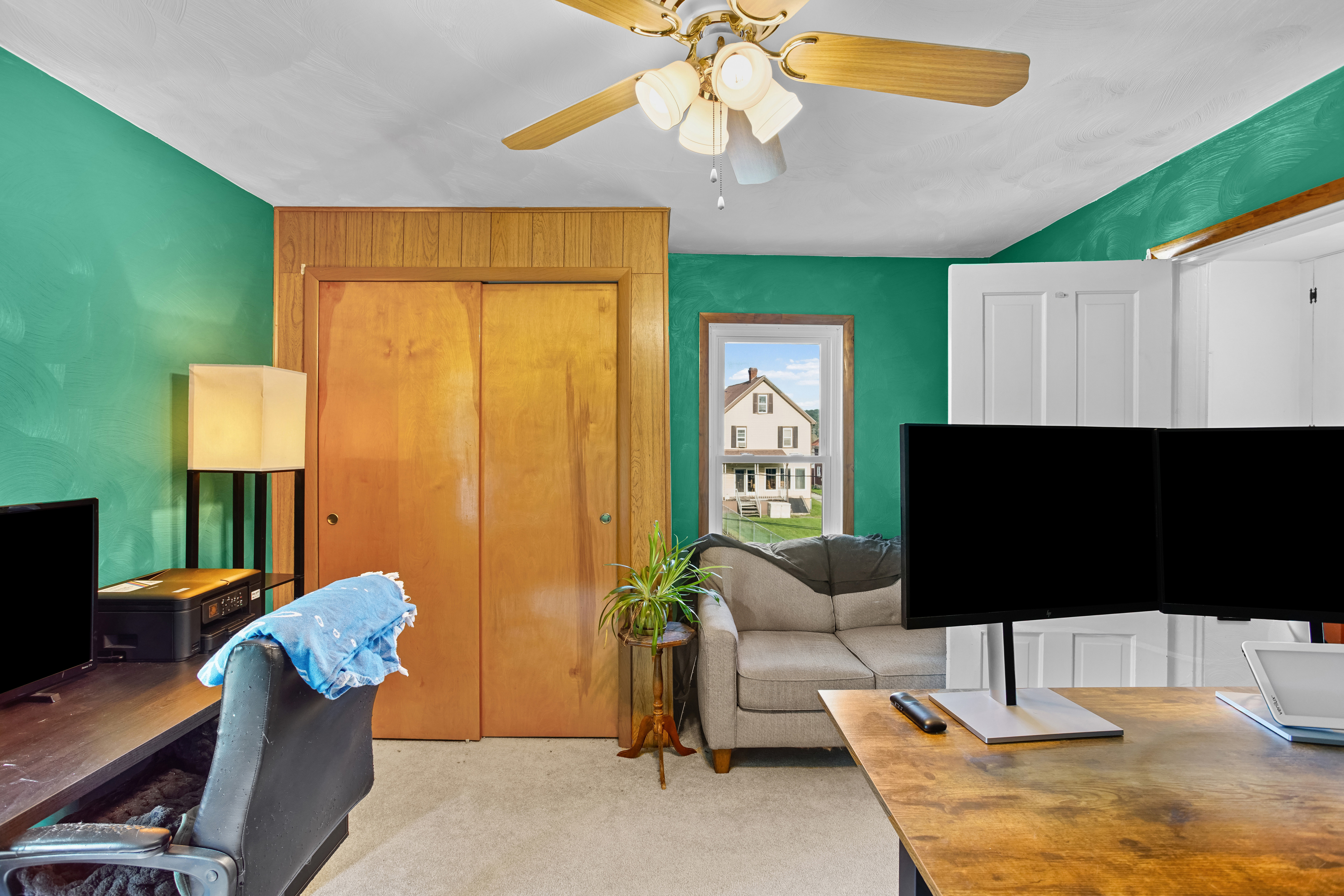  925 Walnut Street, Springdale, PA 15221 - 物件實景