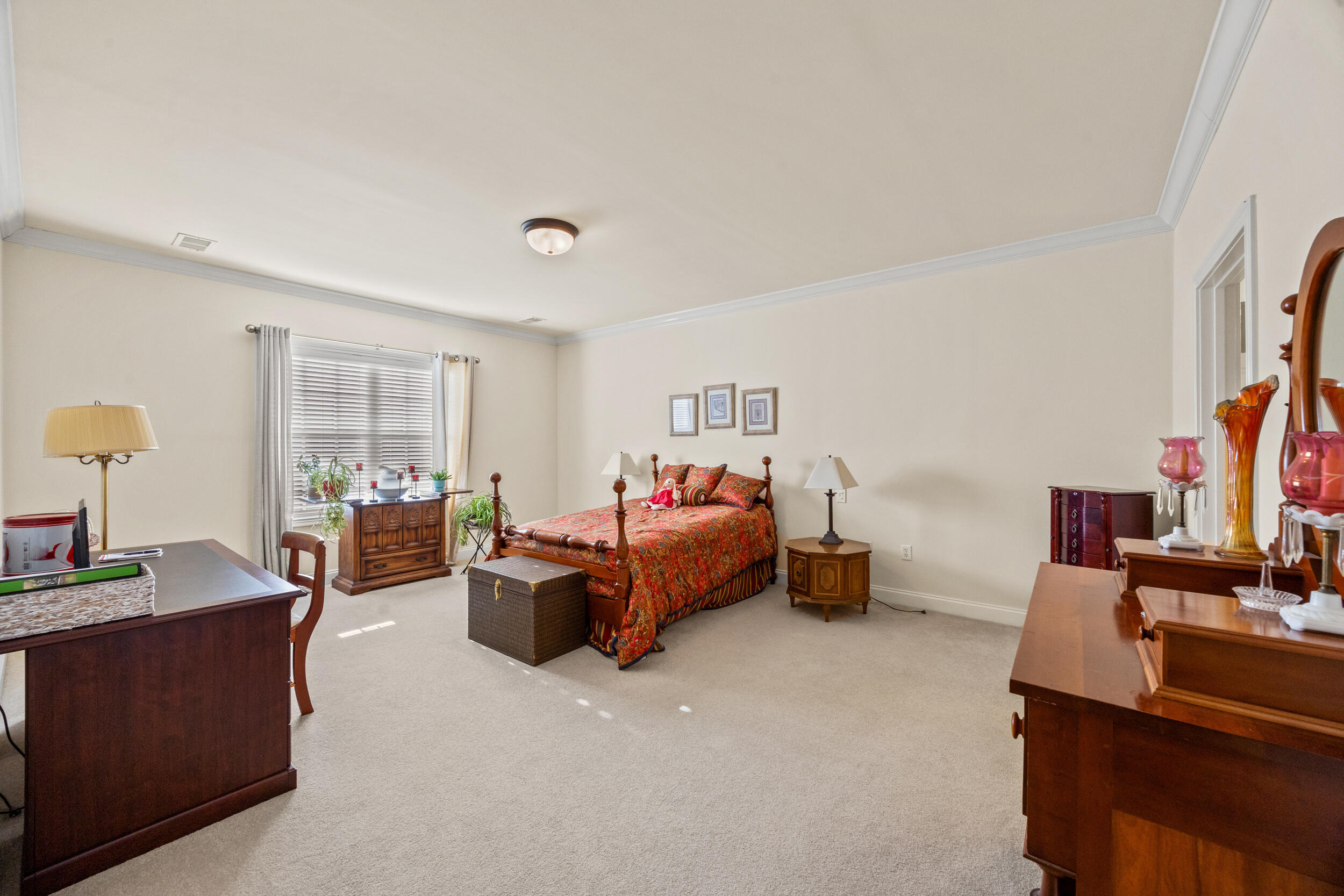 Lexington, Kentucky, 40503, United States, 2 Bedrooms Bedrooms, ,2 BathroomsBathrooms,Residential,For Sale,1995955