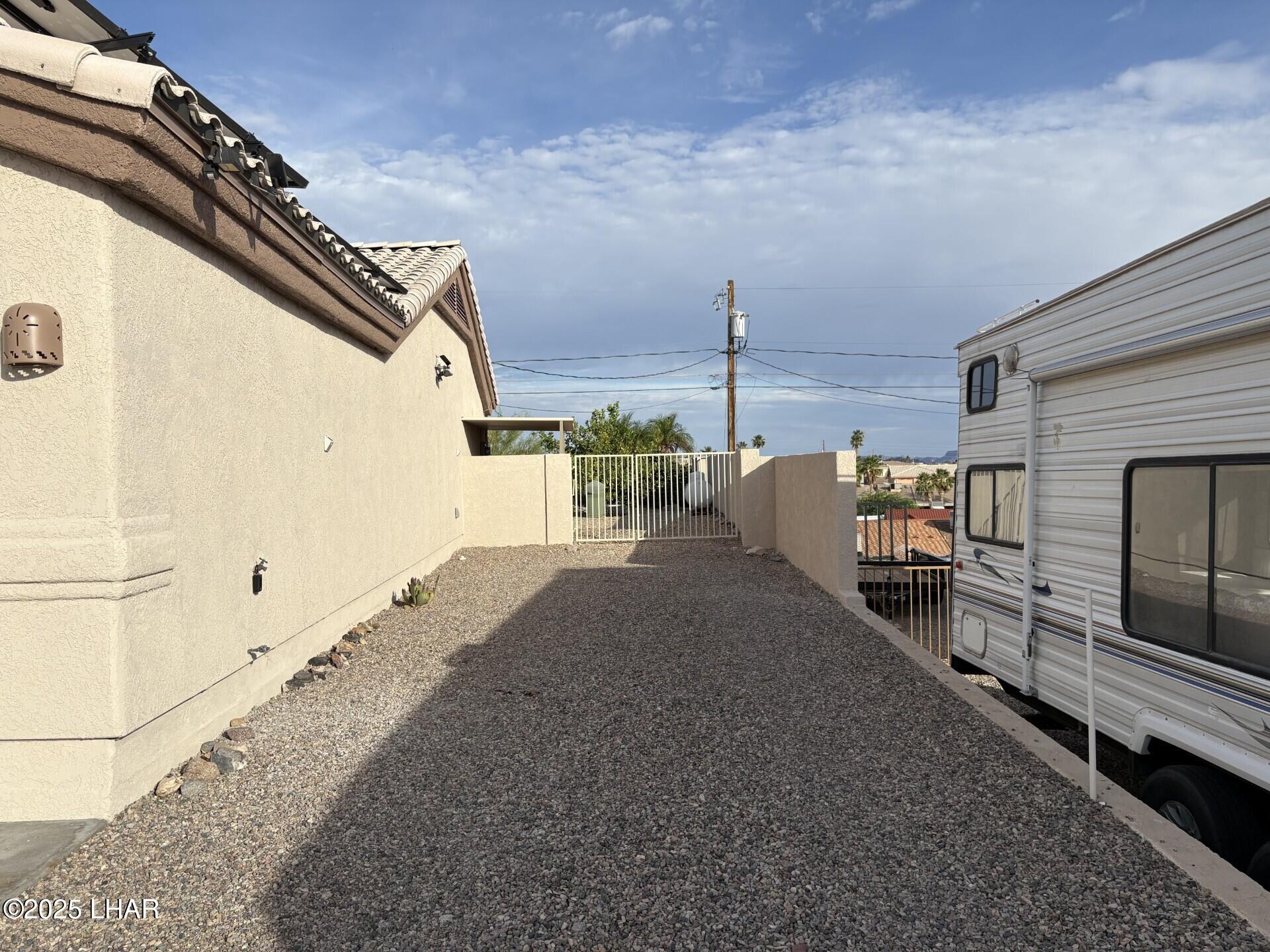 Lake Havasu City, Arizona, 86406, United States, 3 Bedrooms Bedrooms, ,1 BathroomBathrooms,Residential,For Sale,1837475