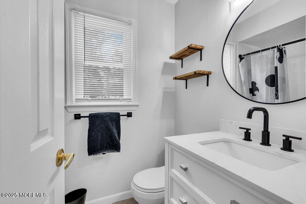 Howell, New Jersey, 07731, United States, 5 Bedrooms Bedrooms, ,4 BathroomsBathrooms,Residential,For Sale,1937473