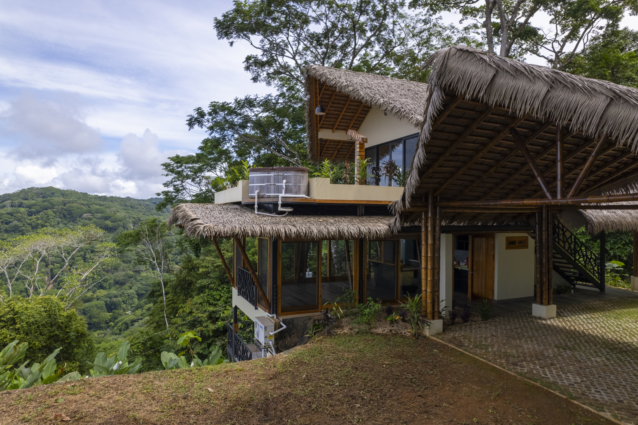 Dominical, Dominical, Puntarenas, CR, 3 Bedrooms Bedrooms, ,3 BathroomsBathrooms,Residential,For Sale,Dominical,1620507