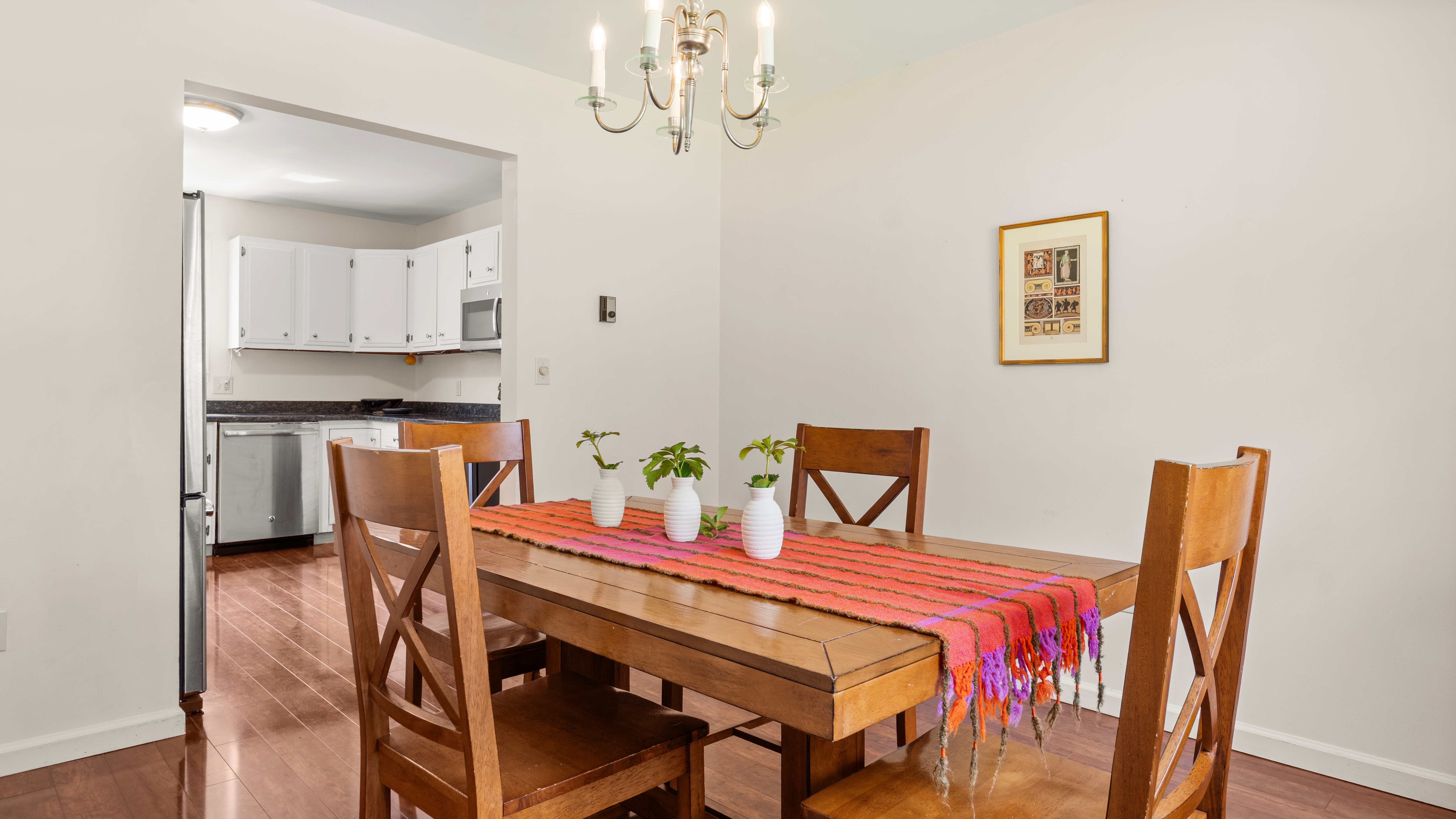  Idyllic Country Living: Sweet Cape on 2 Acres with Berkshire Proximity - 物件實景