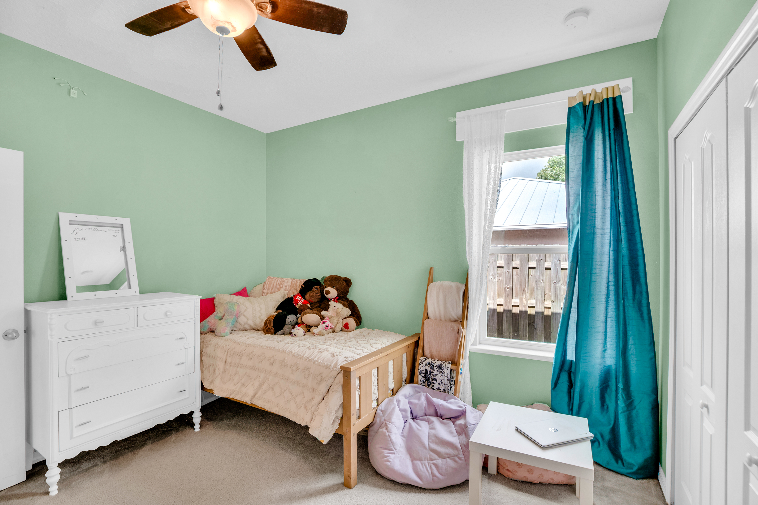  956 Claire Avenue, Sebastian, FL, 32958 - 物件實景