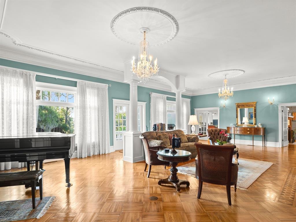 Eustis, Florida, 32736, United States, 6 Bedrooms Bedrooms, ,6 BathroomsBathrooms,Residential,For Sale,1805278