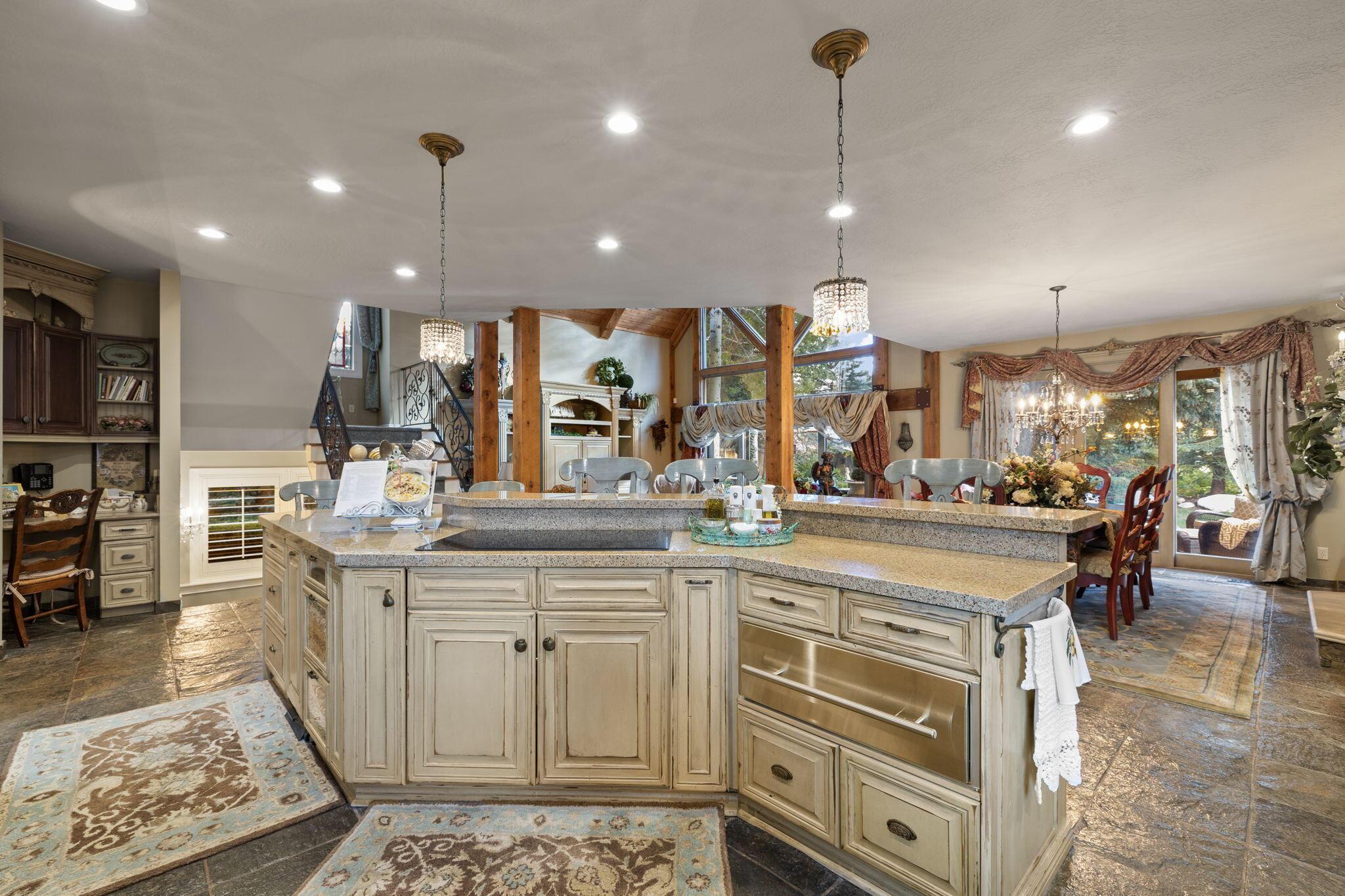 Salt Lake City, Utah, 84121, United States, 5 Bedrooms Bedrooms, ,6 BathroomsBathrooms,Residential,For Sale,1974562