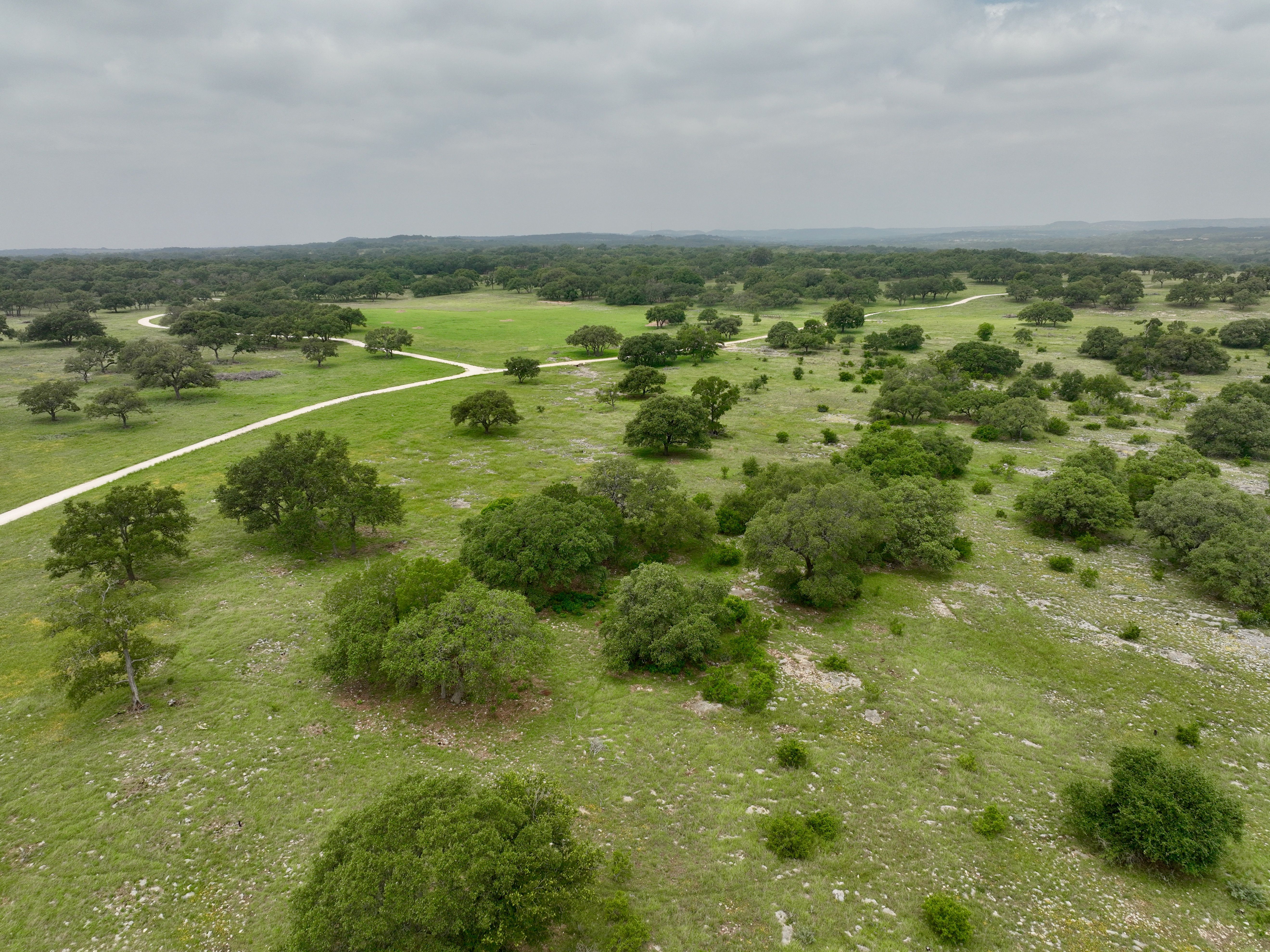  Rolling Oaks Ranch: The Pinnacle of Private Estate Living - 物件實景