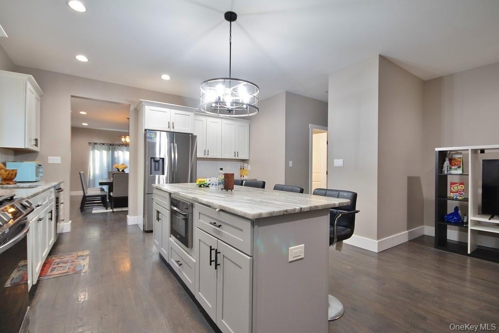 Haverstraw, New York, 10927, United States, 4 Bedrooms Bedrooms, ,3 BathroomsBathrooms,Residential,For Sale,1914087