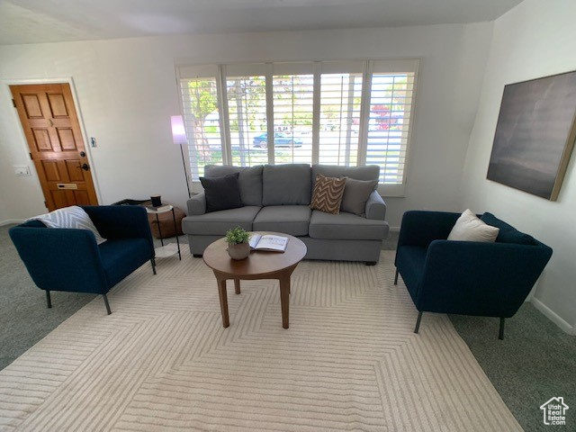 Salt Lake City, Utah, 84105, United States, 5 Bedrooms Bedrooms, ,1 BathroomBathrooms,Residential,For Sale,1958258