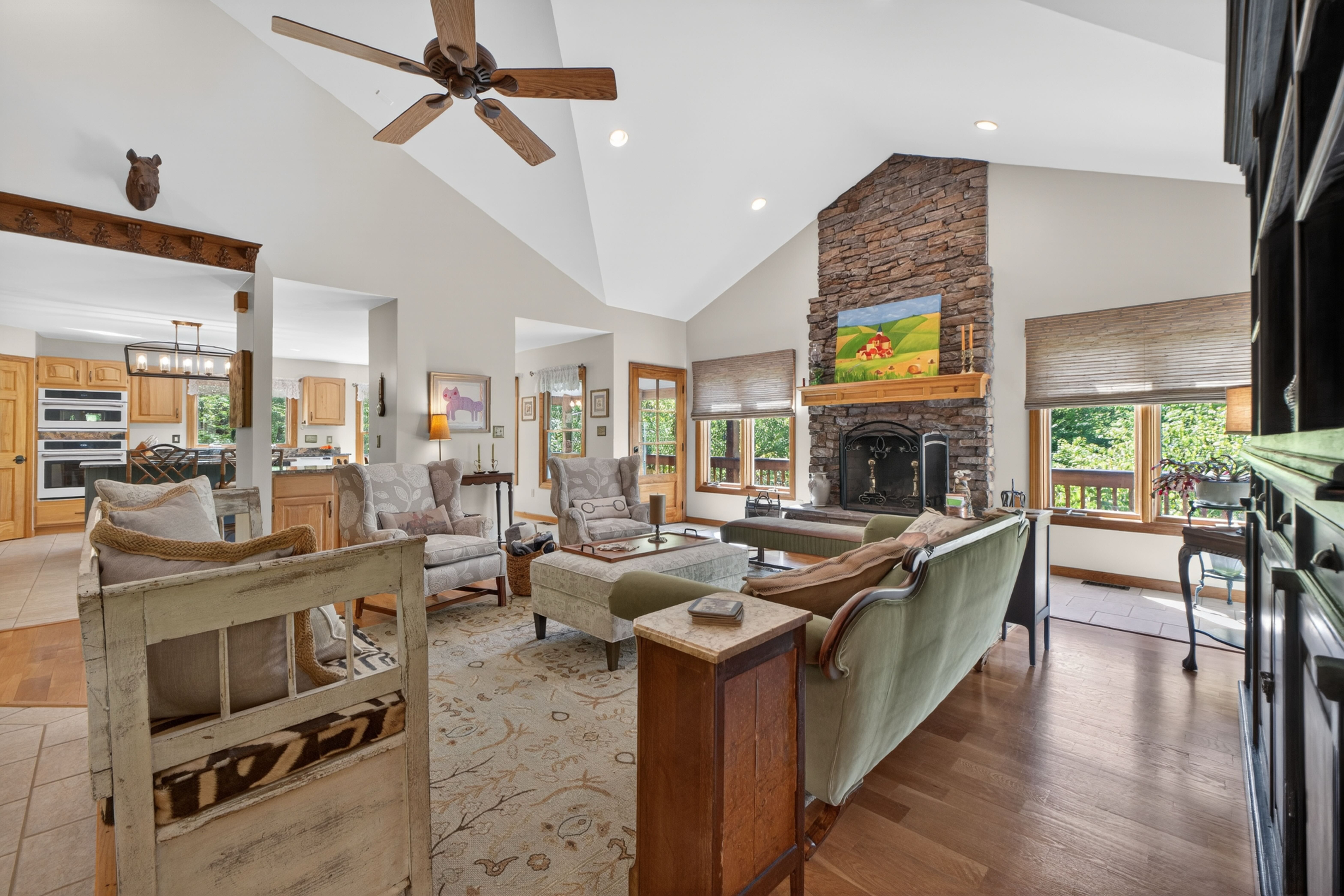  Exceptional 10-Acre Equestrian Retreat with Scenic Views & Modern Comforts - 物件實景