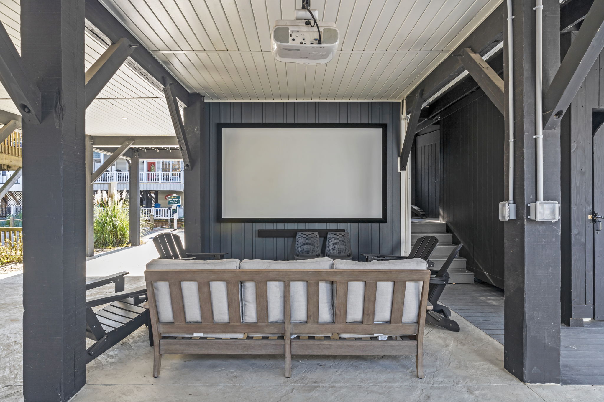 Myrtle Beach, South Carolina, 29575, United States, 5 Bedrooms Bedrooms, ,5 BathroomsBathrooms,Residential,For Sale,1988606