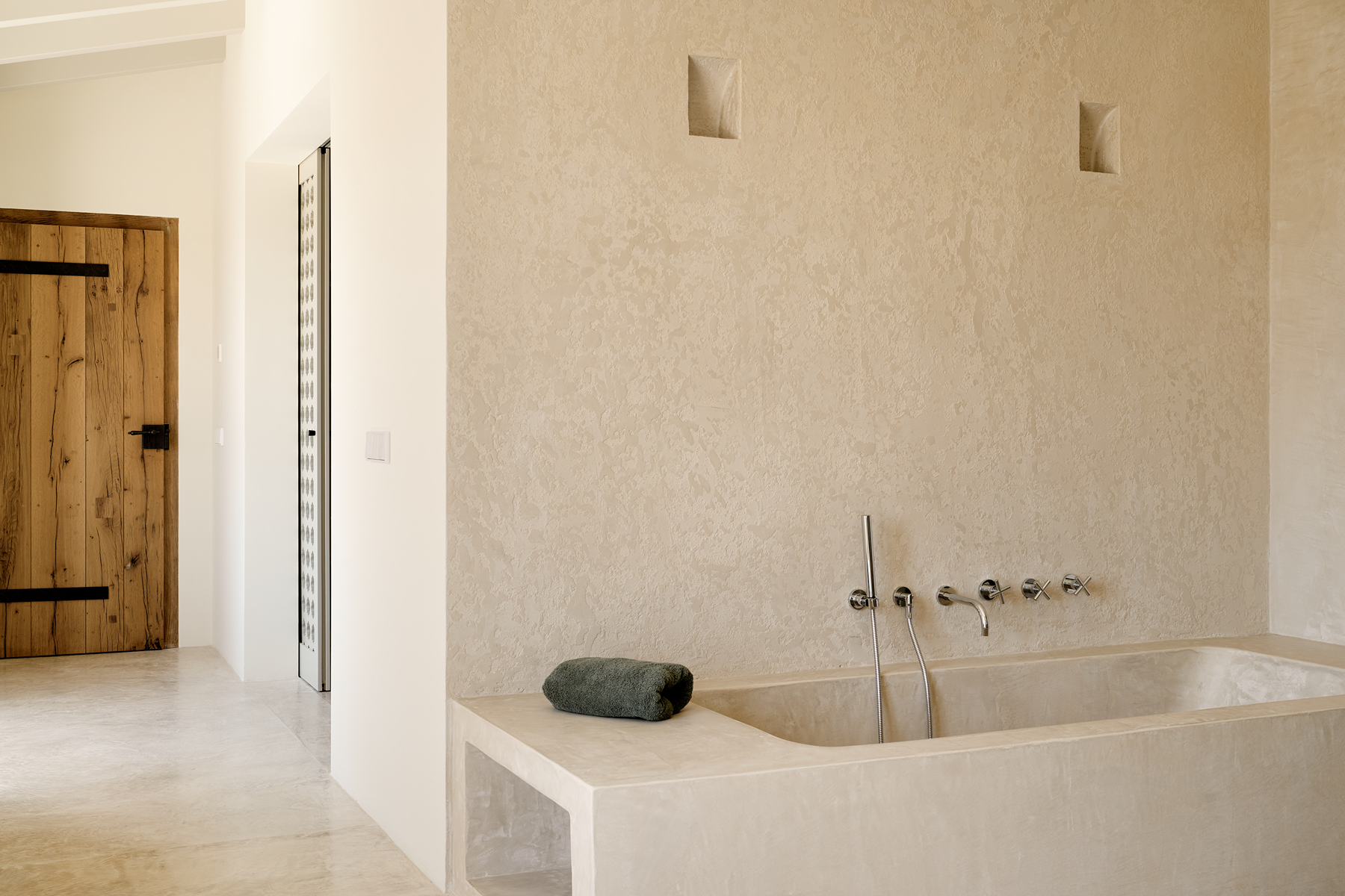  Mallorcan estate with pool and sea views in Portocolom, Mallorca - 物件實景