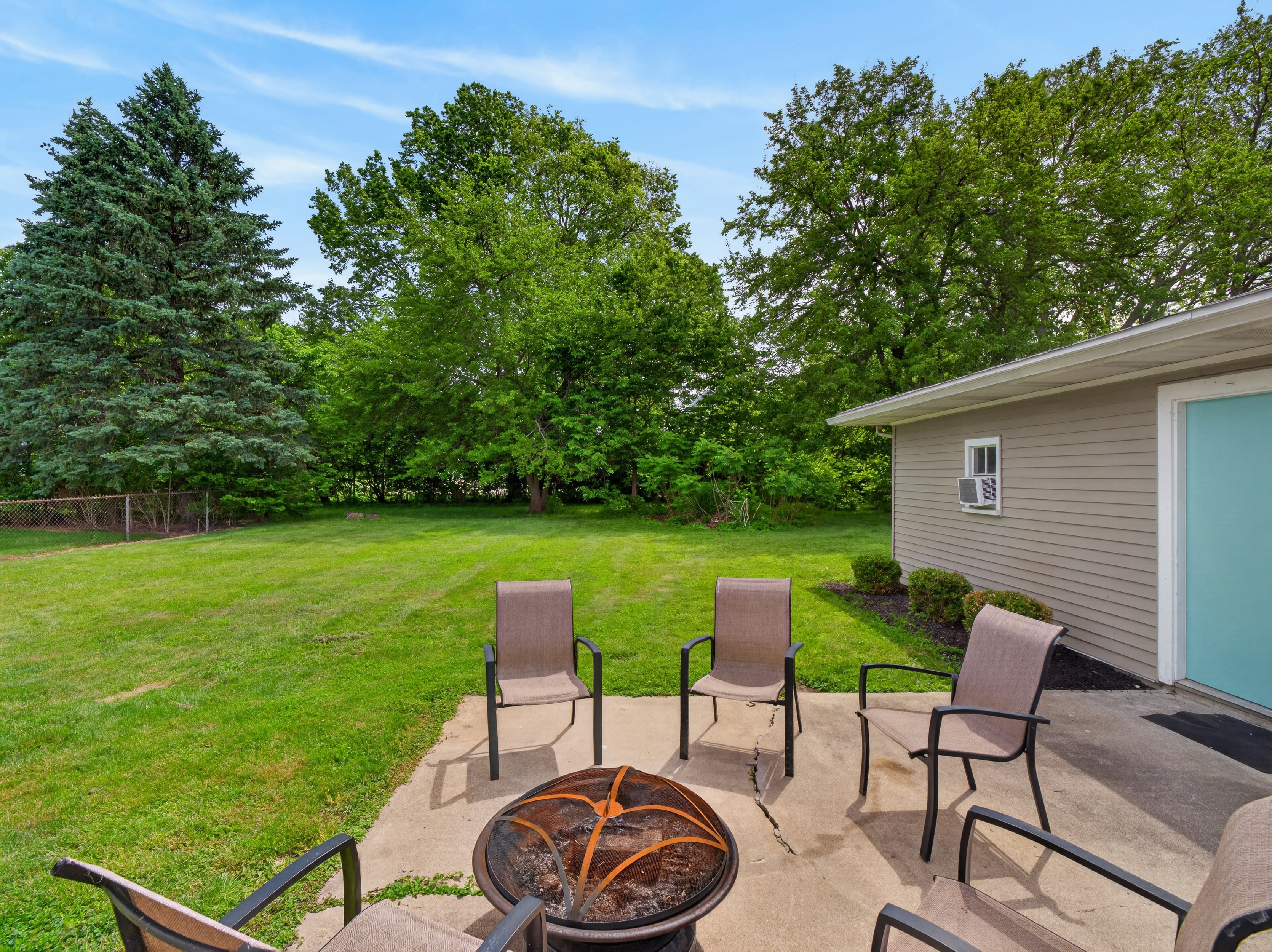  Lake Wawasee Access + AirBnB Income Potential - 物件實景