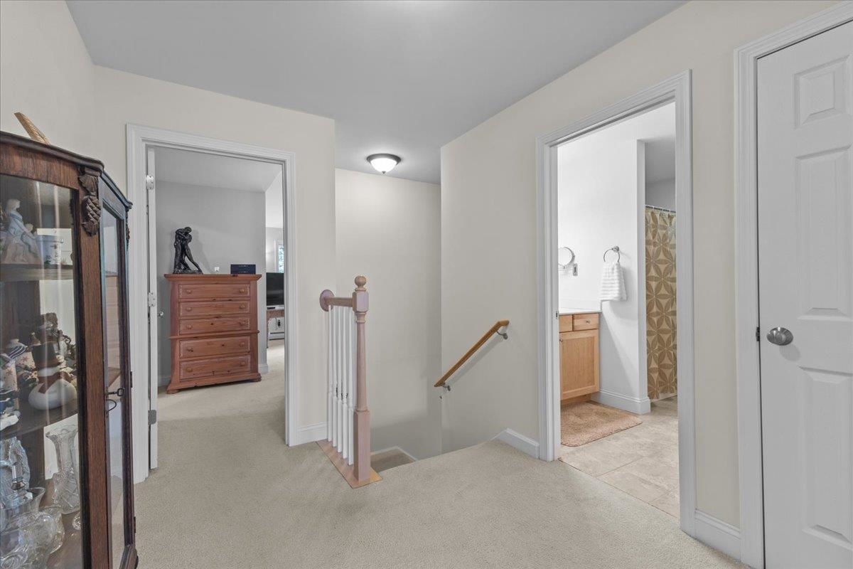 Essex Junction, Vermont, 05452, United States, 3 Bedrooms Bedrooms, ,3 BathroomsBathrooms,Residential,For Sale,1943332