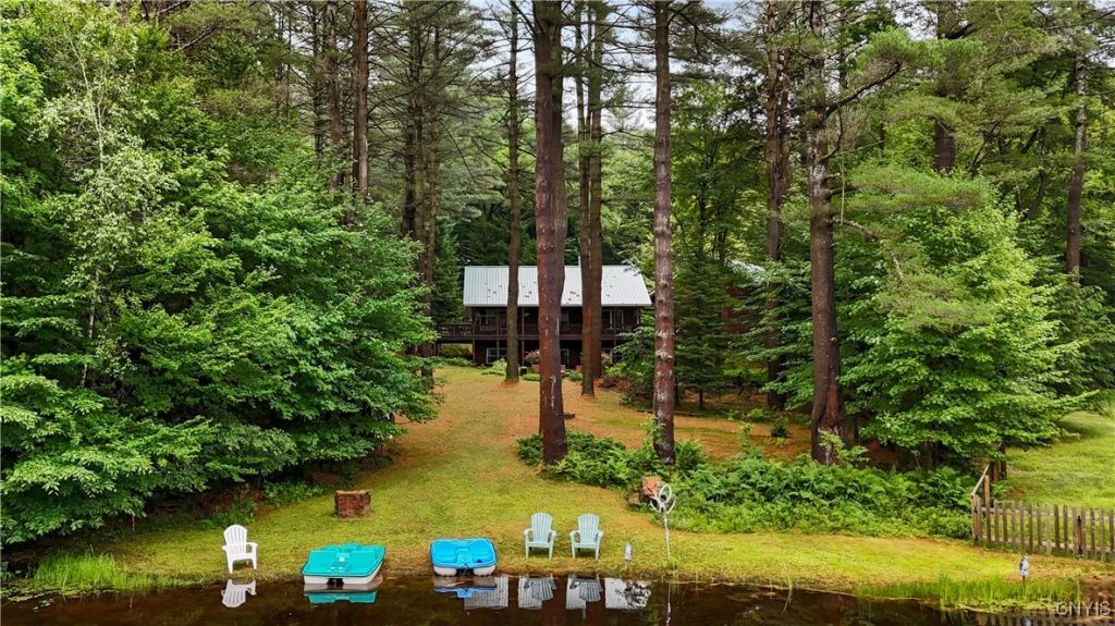Remsen, New York, 13438, United States, 3 Bedrooms Bedrooms, ,2 BathroomsBathrooms,Residential,For Sale,1960610