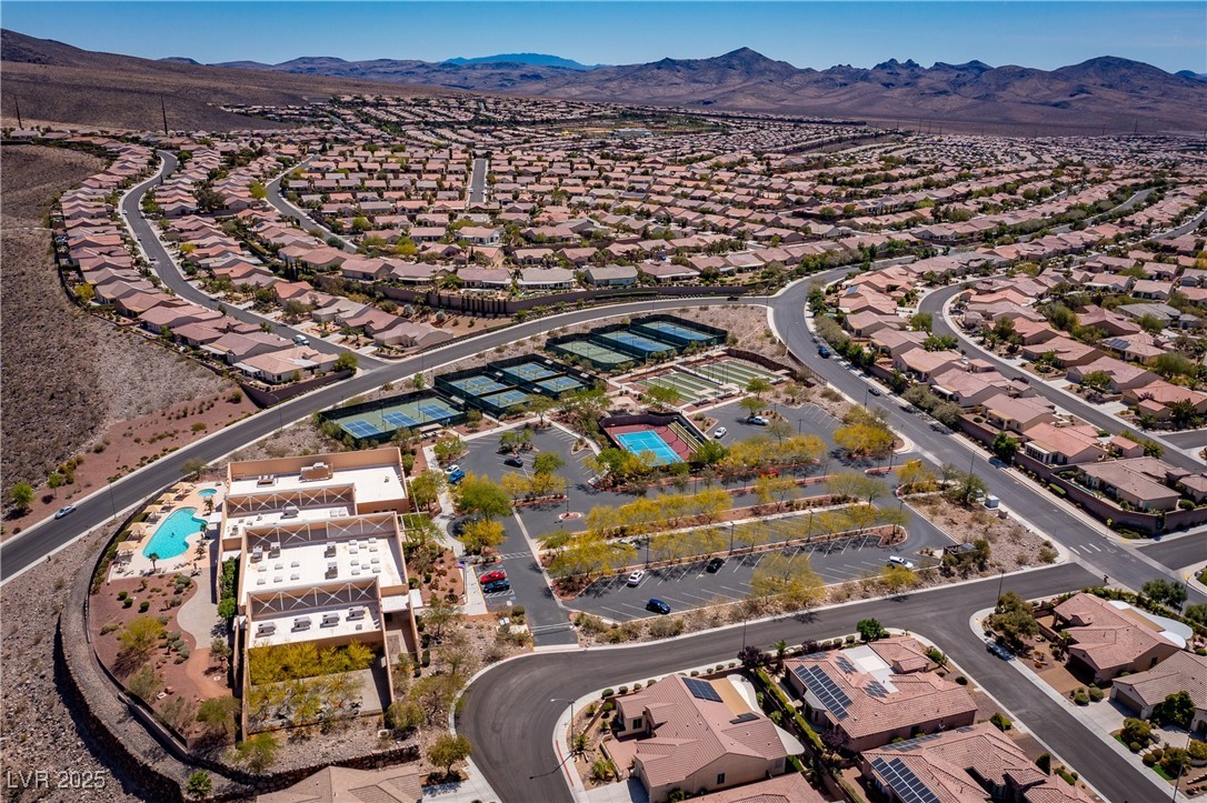 Henderson, Nevada, 89044, United States, 4 Bedrooms Bedrooms, ,3 BathroomsBathrooms,Residential,For Sale,1939796