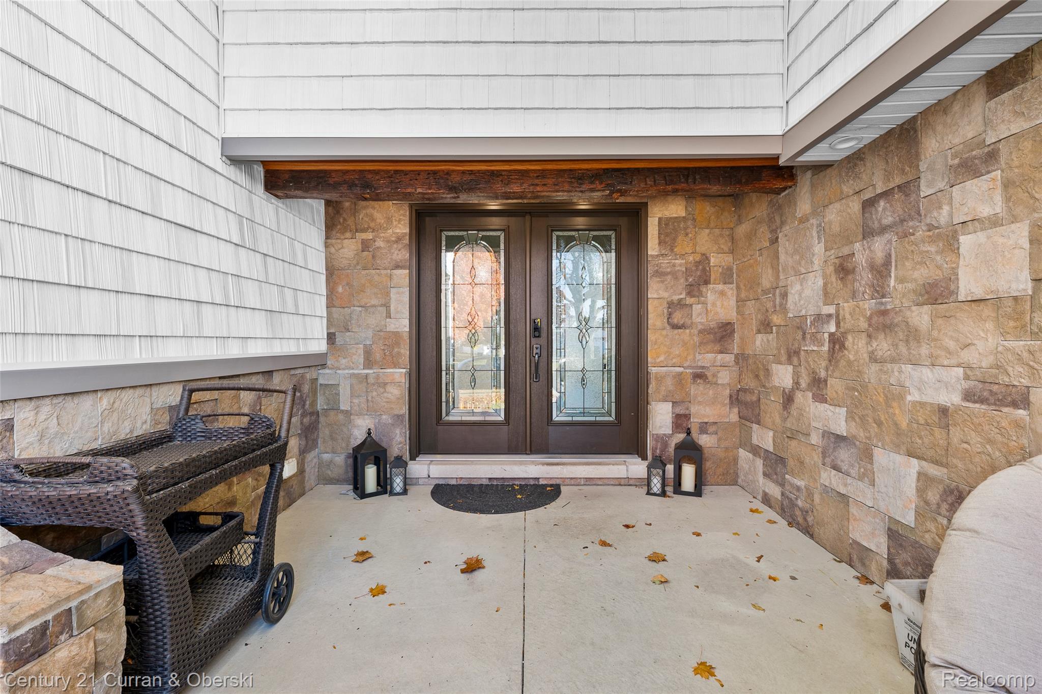 Dearborn Heights, Michigan, 48127, United States, 4 Bedrooms Bedrooms, ,4 BathroomsBathrooms,Residential,For Sale,1988554