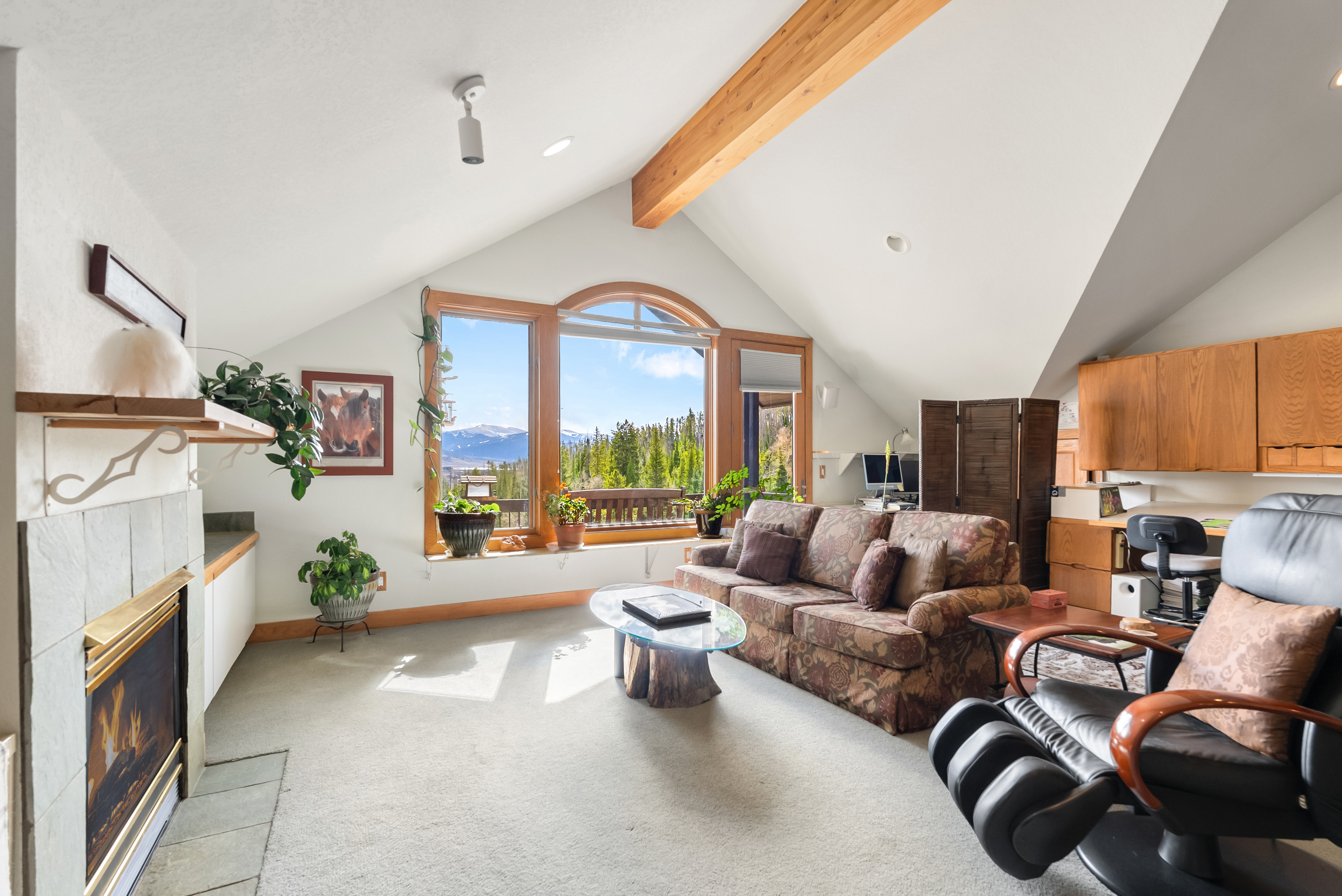  Welcome to One of Summit County