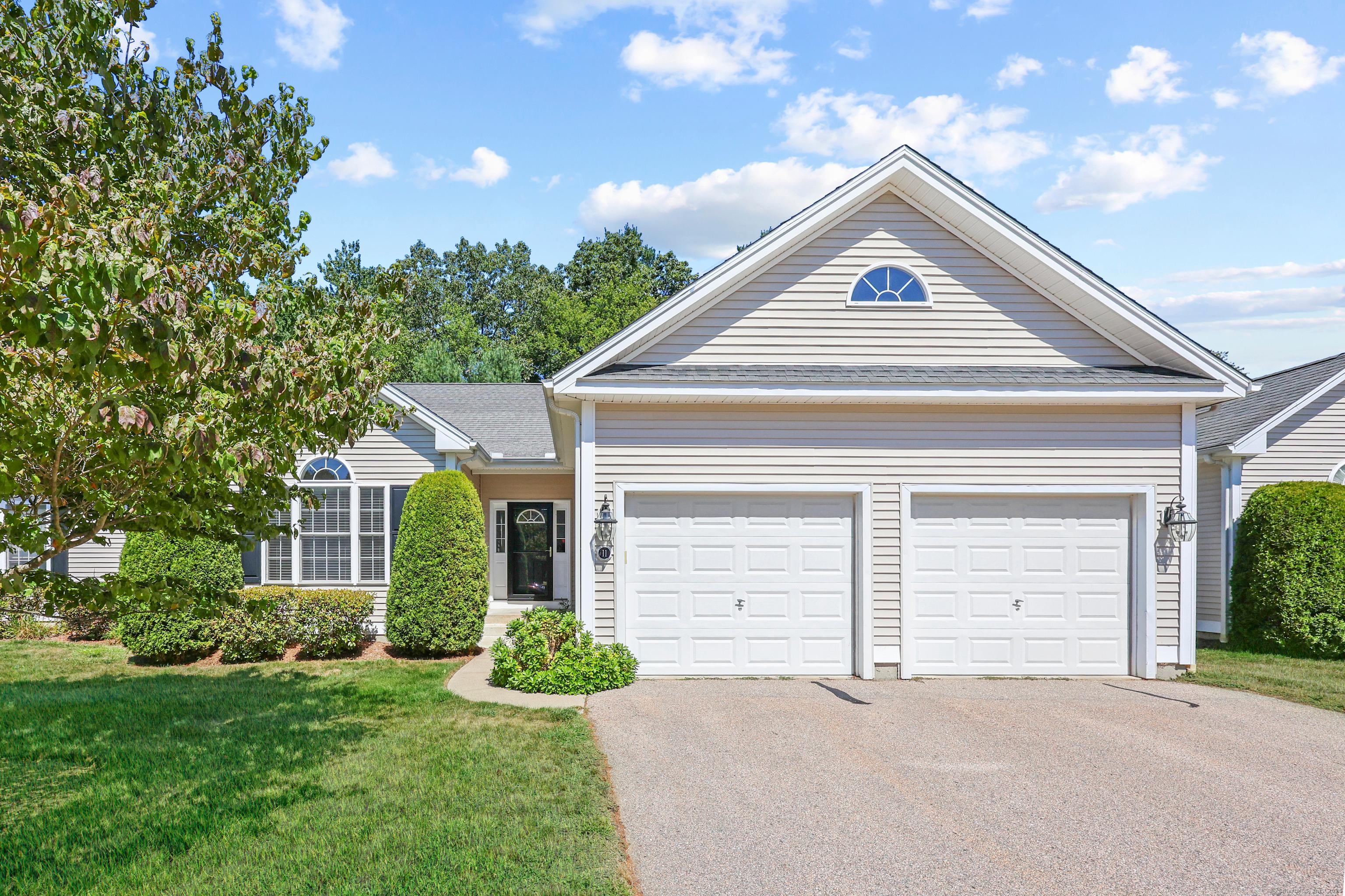 Colchester, Connecticut, 06415, United States, 2 Bedrooms Bedrooms, ,3 BathroomsBathrooms,Residential,For Sale,1943556