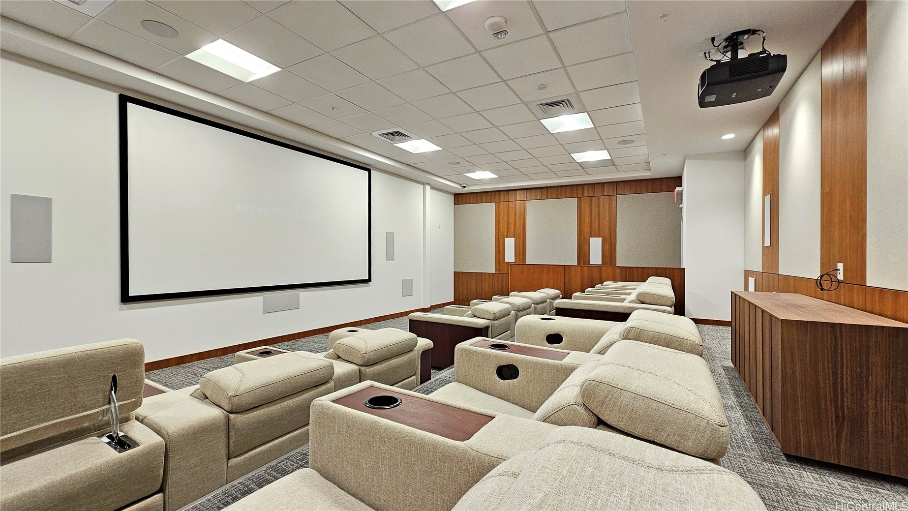 Honolulu, Hawaii, 96814, United States, ,1 BathroomBathrooms,Residential,For Sale,1989075