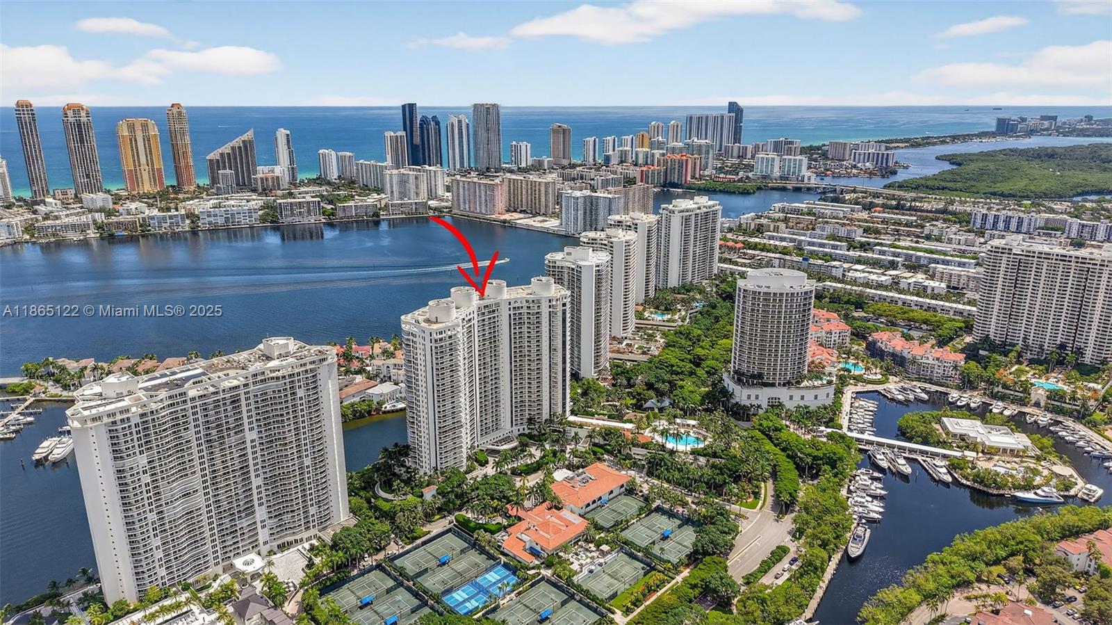 Aventura, Florida, 33160, United States, 3 Bedrooms Bedrooms, ,4 BathroomsBathrooms,Residential,For Sale,1942054