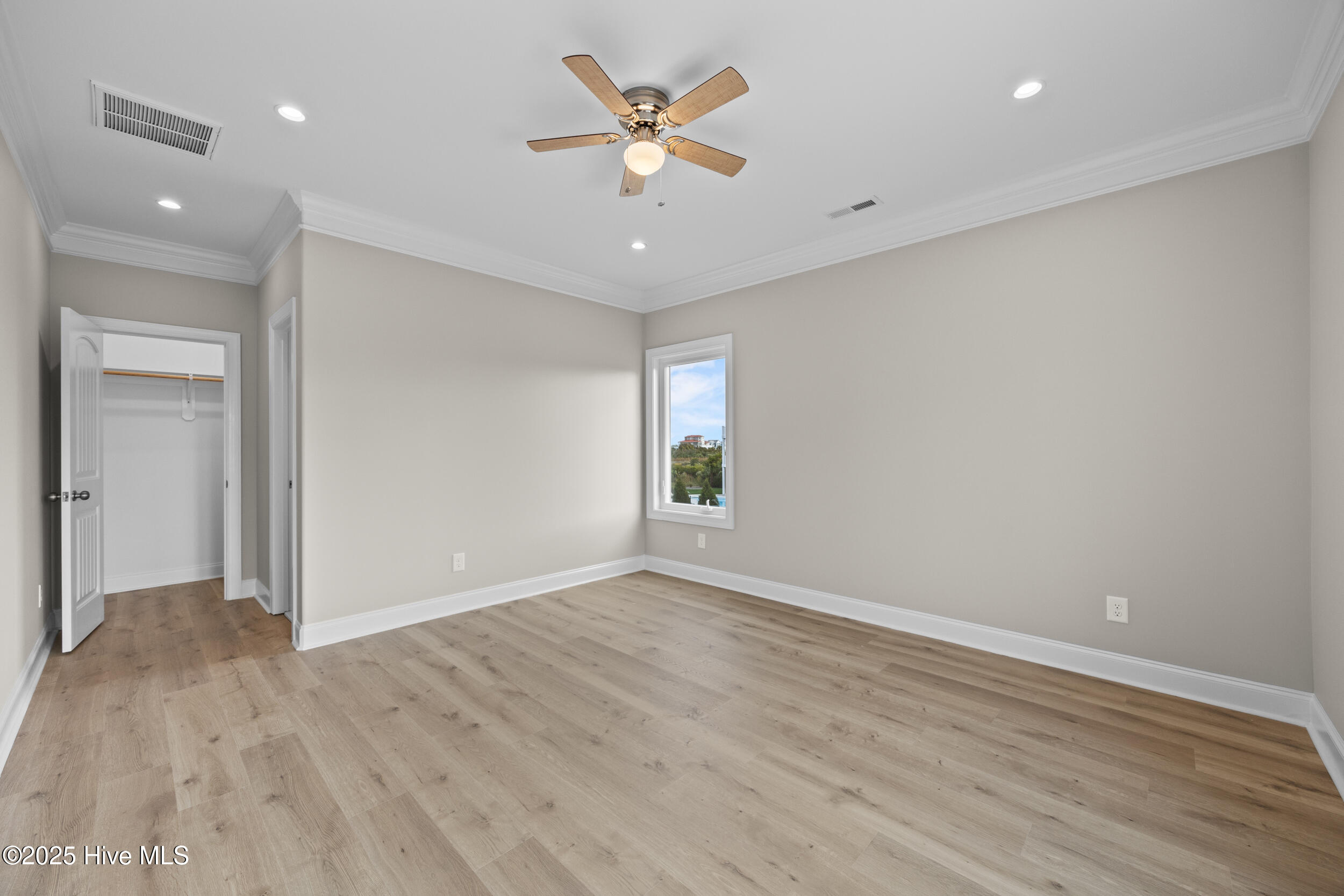 North Topsail Beach, North Carolina, 28460, United States, 7 Bedrooms Bedrooms, ,6 BathroomsBathrooms,Residential,For Sale,1991057