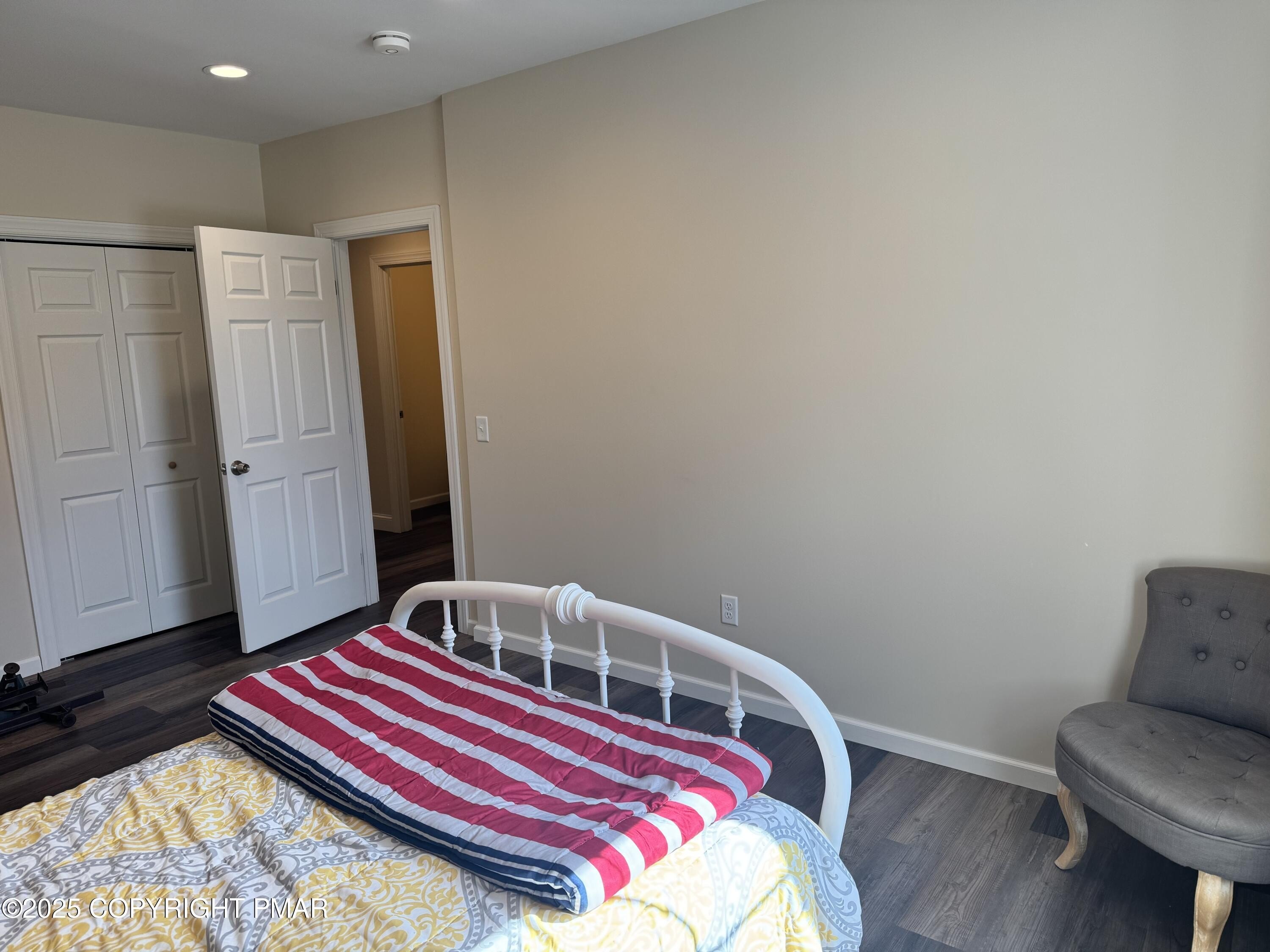 Blakeslee, Pennsylvania, 18610, United States, 5 Bedrooms Bedrooms, ,4 BathroomsBathrooms,Residential,For Sale,1937474