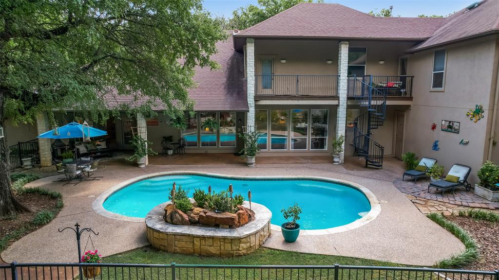 Azle, Texas, 76020, United States, 6 Bedrooms Bedrooms, ,4 BathroomsBathrooms,Residential,For Sale,2048000