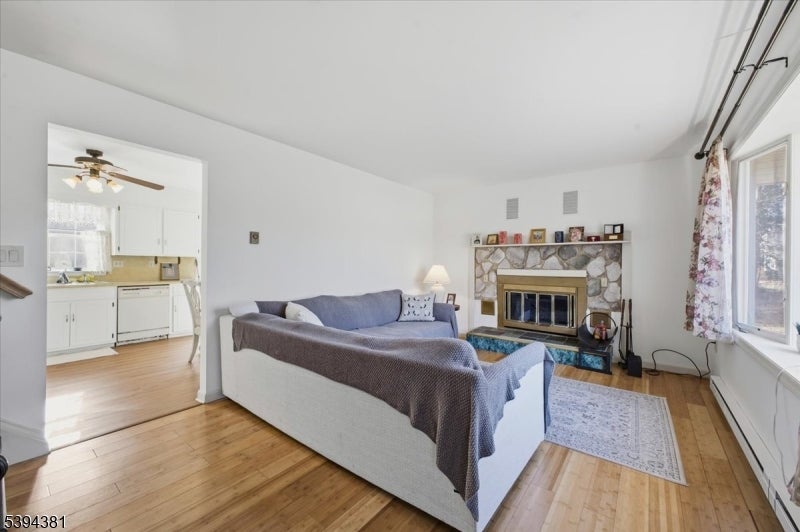 Warren, Washington Township, New Jersey, 08827, United States, 3 Bedrooms Bedrooms, ,3 BathroomsBathrooms,Residential,For Sale,2012322