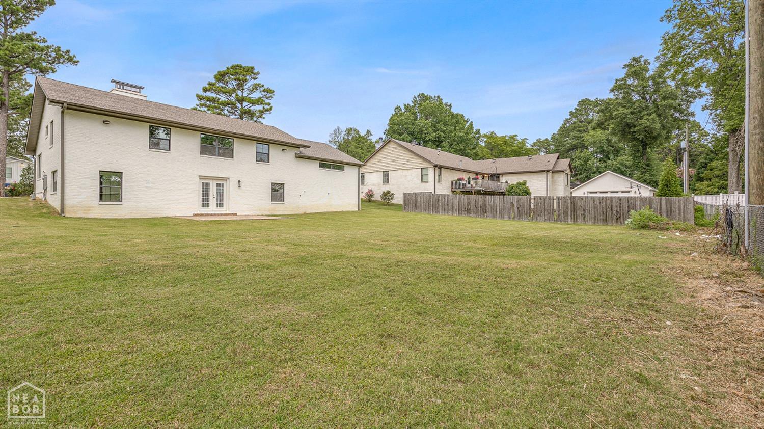 Jonesboro, Arkansas, 72401, United States, 5 Bedrooms Bedrooms, ,5 BathroomsBathrooms,Residential,For Sale,1923509