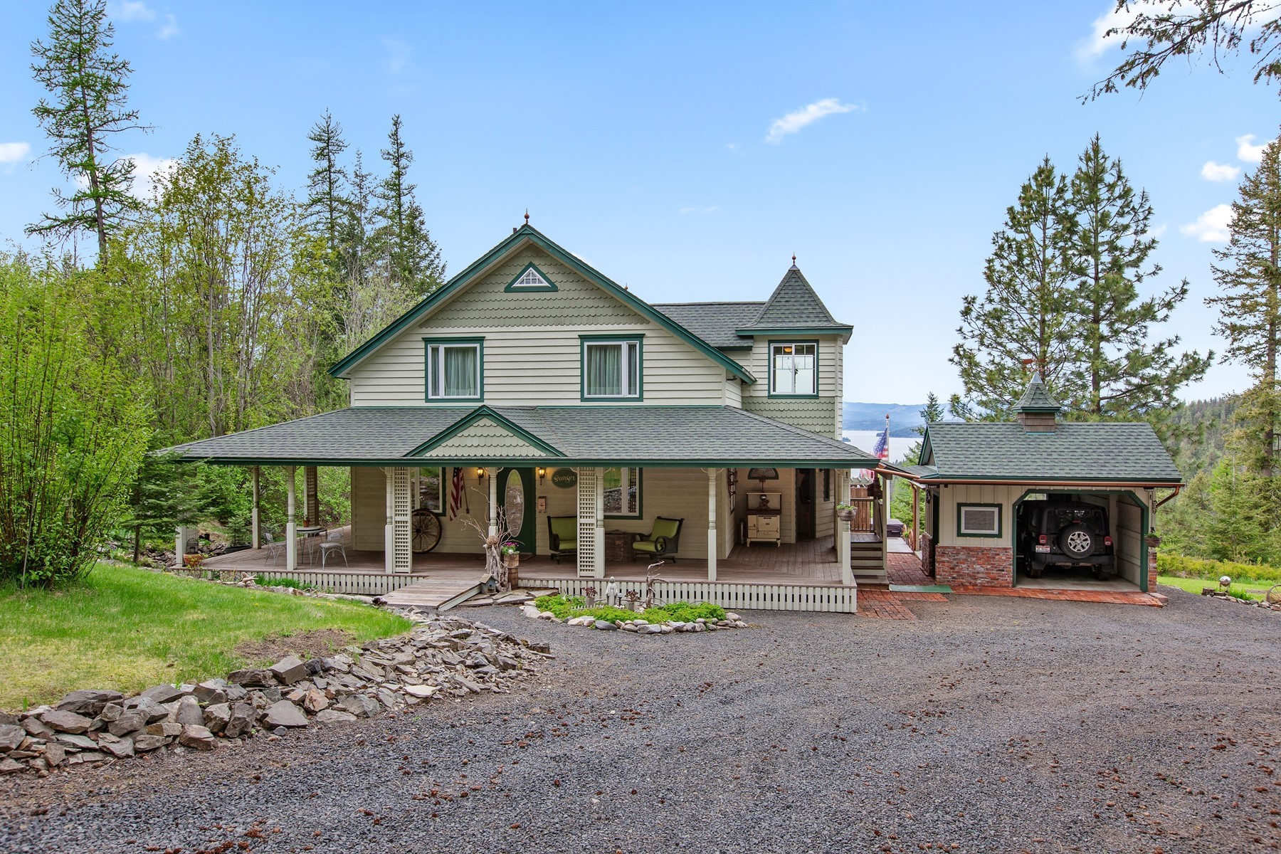  Beautiful Home with Expansive Lake Views - 物件實景