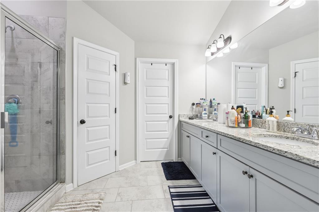 Mcdonough, Georgia, 30252, United States, 5 Bedrooms Bedrooms, ,3 BathroomsBathrooms,Residential,For Sale,1923116