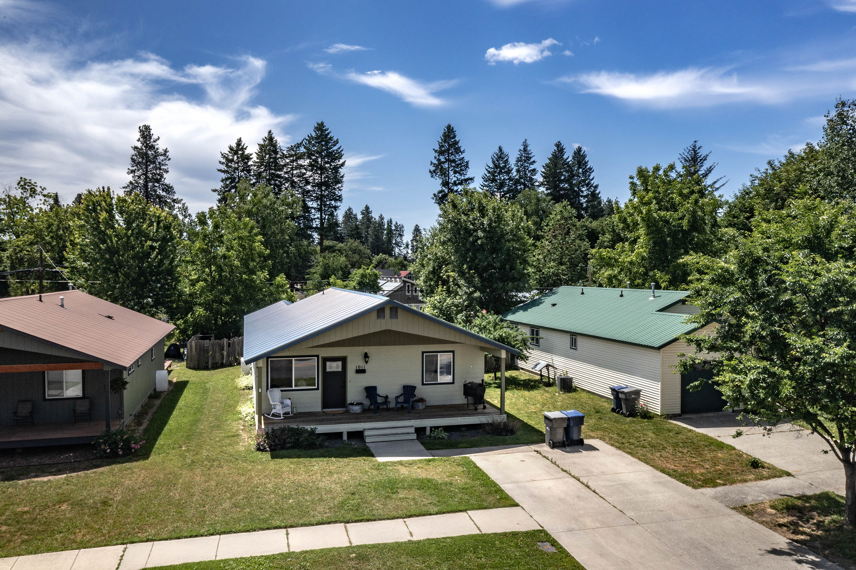Sandpoint, Idaho, 83864, United States, 4 Bedrooms Bedrooms, ,2 BathroomsBathrooms,Residential,For Sale,1928648