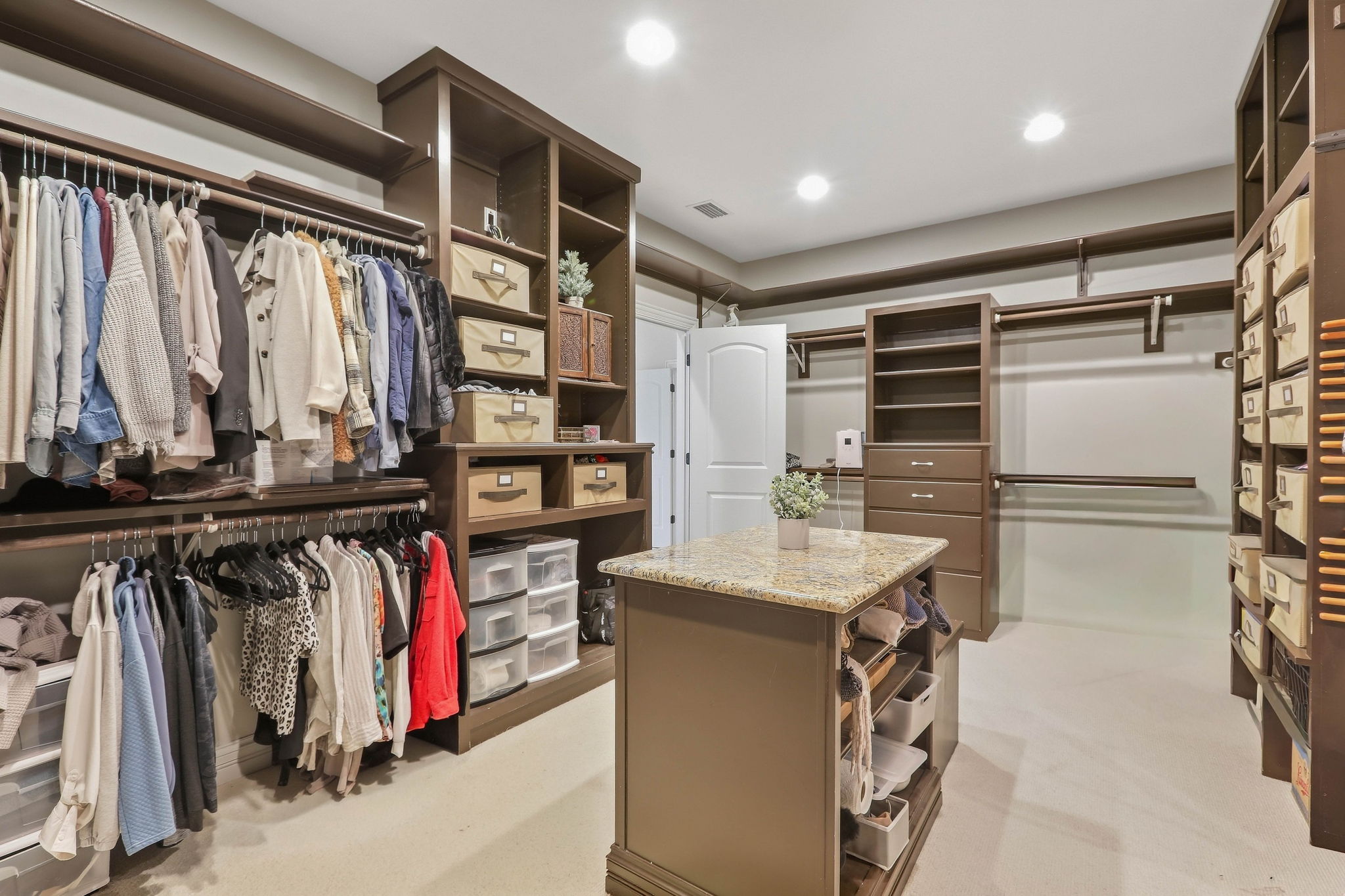  Six Bedroom Zionsville Home Surrounded By Park-Like Acreage - 物件實景