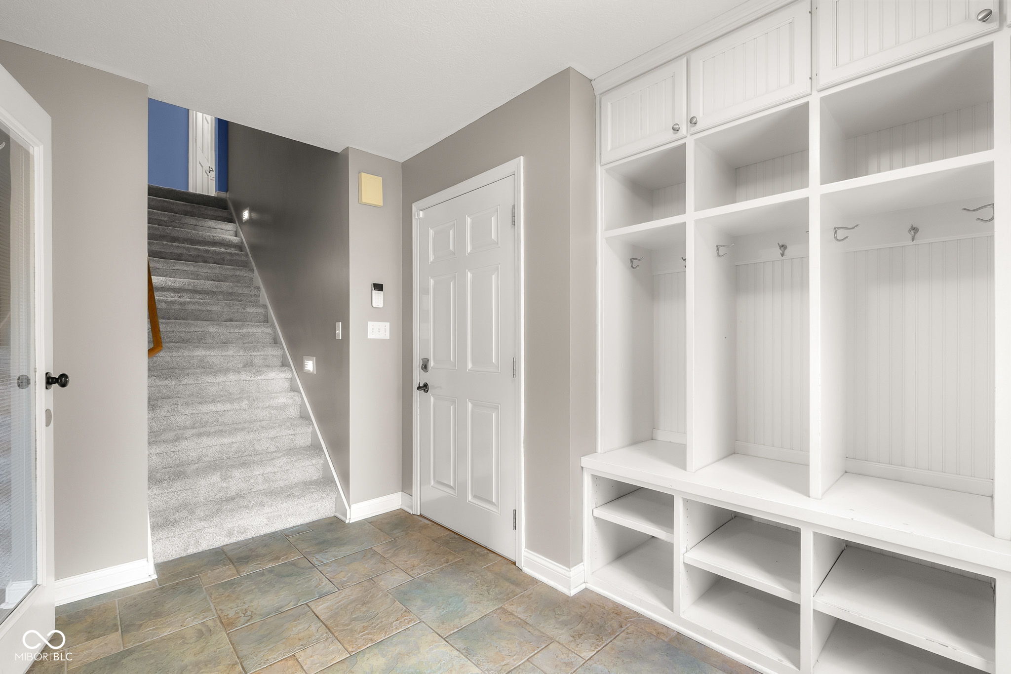 Columbus, Indiana, 47201, United States, 5 Bedrooms Bedrooms, ,6 BathroomsBathrooms,Residential,For Sale,1982008