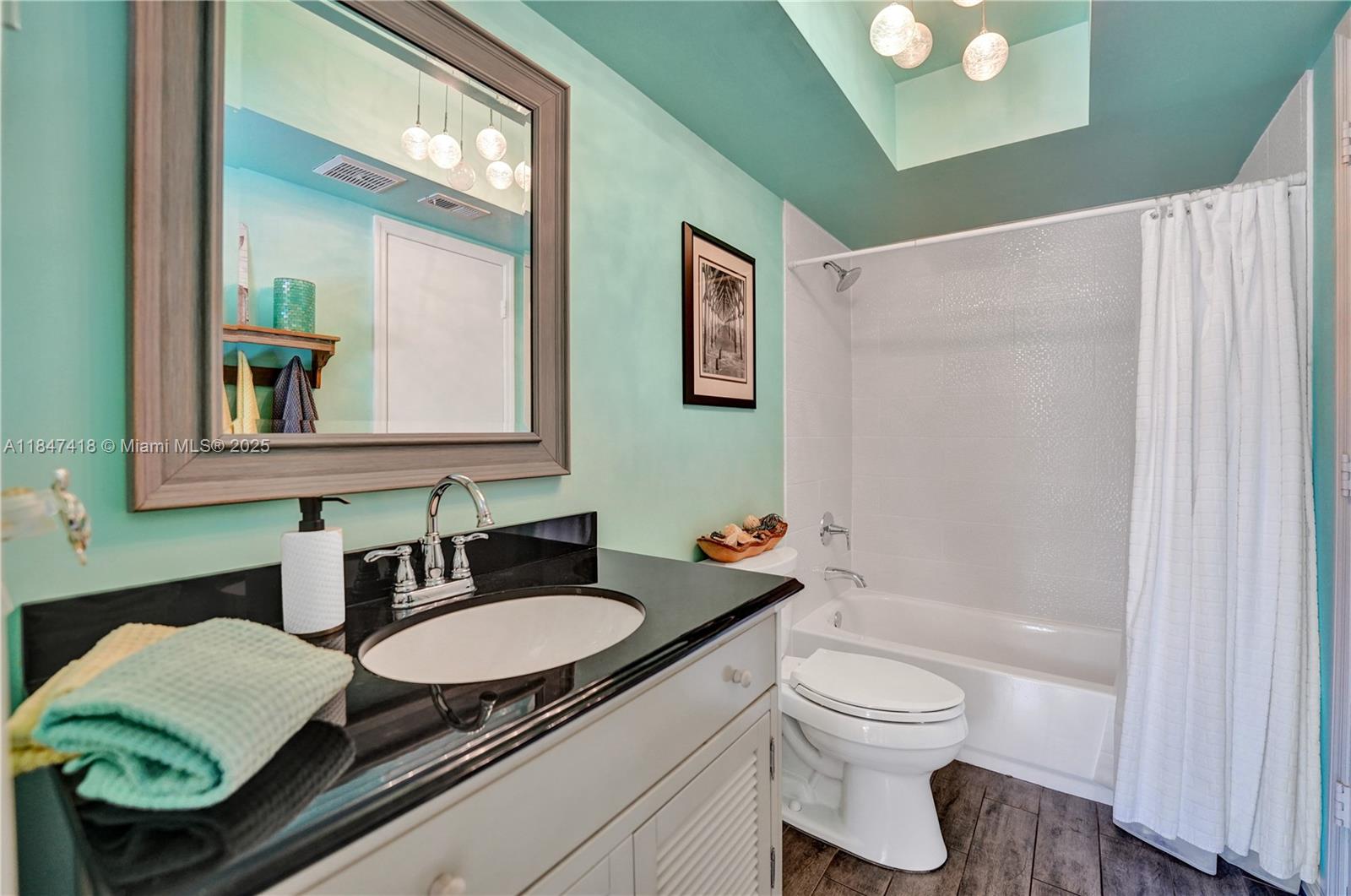 Plantation, Florida, 33313, United States, 4 Bedrooms Bedrooms, ,2 BathroomsBathrooms,Residential,For Sale,1903667