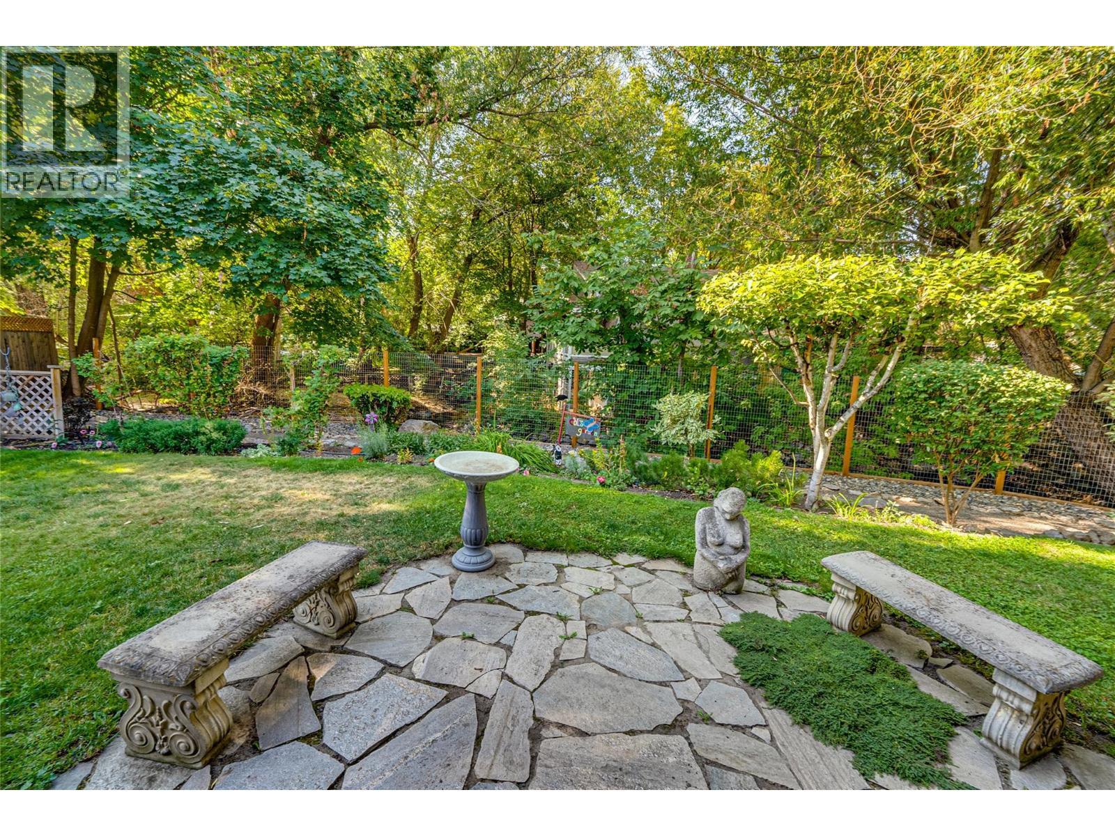 VERNON, British Columbia, V1T 2P9, CA, 5 Bedrooms Bedrooms, ,4 BathroomsBathrooms,Residential,For Sale,1948621