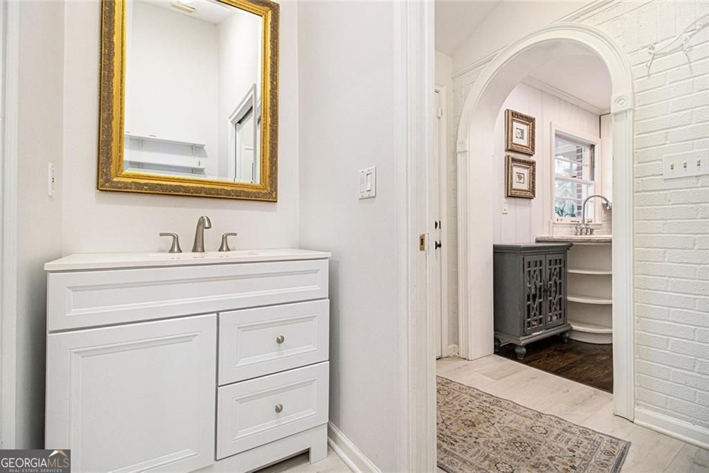 Atlanta, Georgia, 30345, United States, 4 Bedrooms Bedrooms, ,4 BathroomsBathrooms,Residential,For Sale,1929806