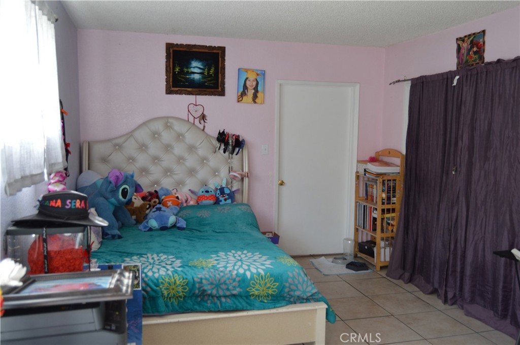Pacoima, California, 91331, United States, 3 Bedrooms Bedrooms, ,2 BathroomsBathrooms,Residential,For Sale,1935822