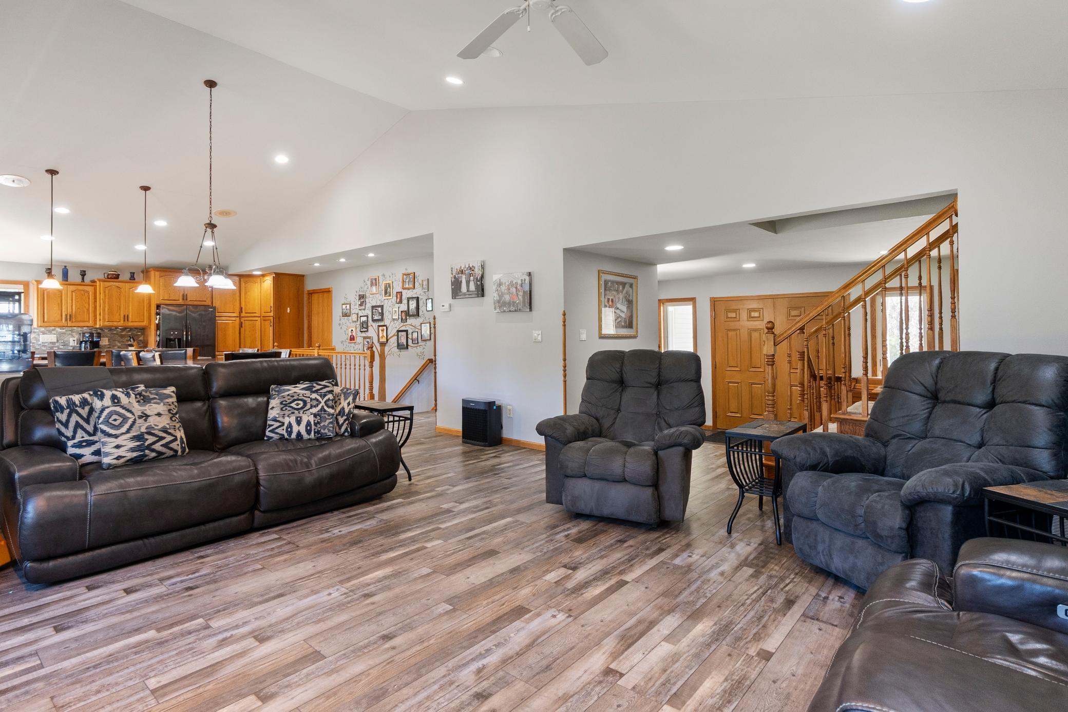 Elbow Lake, Minnesota, 56531, United States, 3 Bedrooms Bedrooms, ,2 BathroomsBathrooms,Residential,For Sale,1897699
