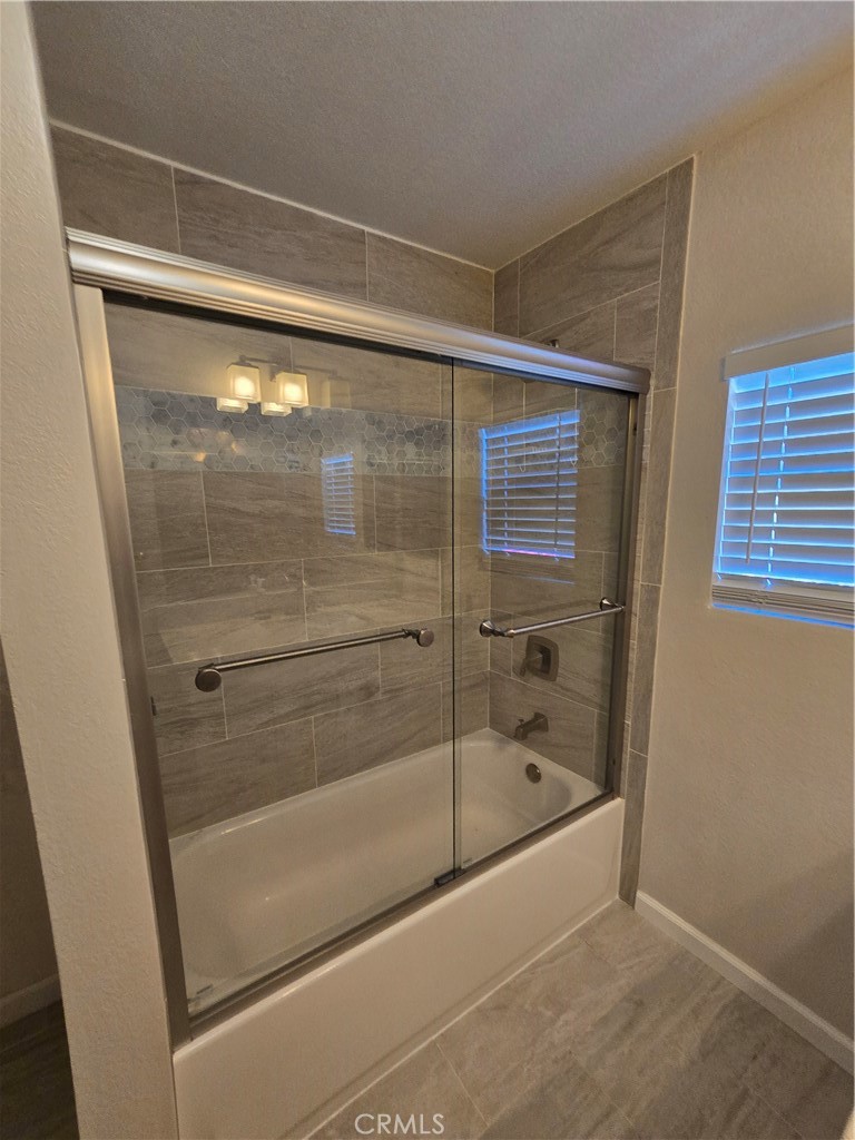 Escondido, California, 92025, United States, 3 Bedrooms Bedrooms, ,2 BathroomsBathrooms,Residential,For Sale,1825178