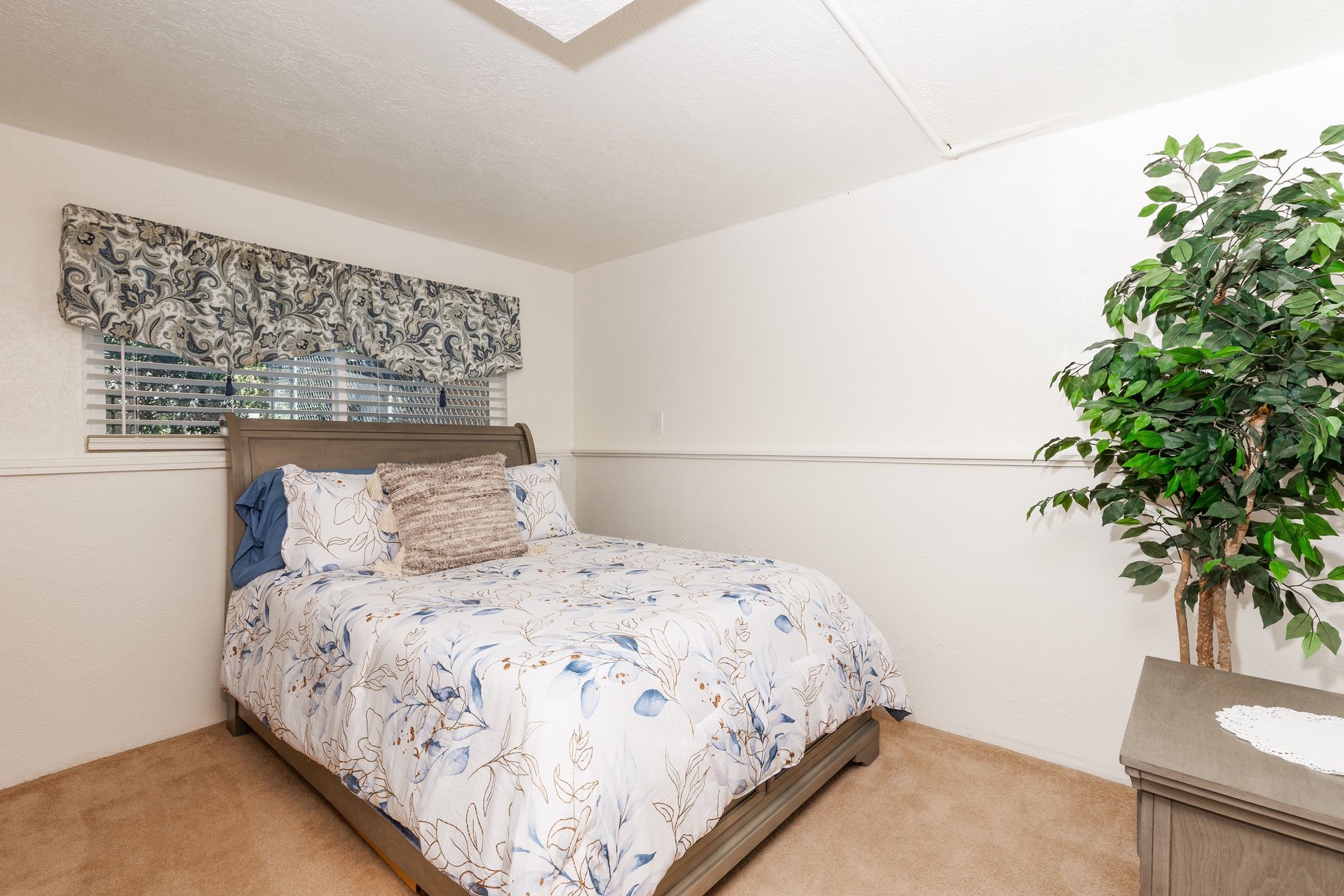  Fully Updated and Move-In Ready - 物件實景