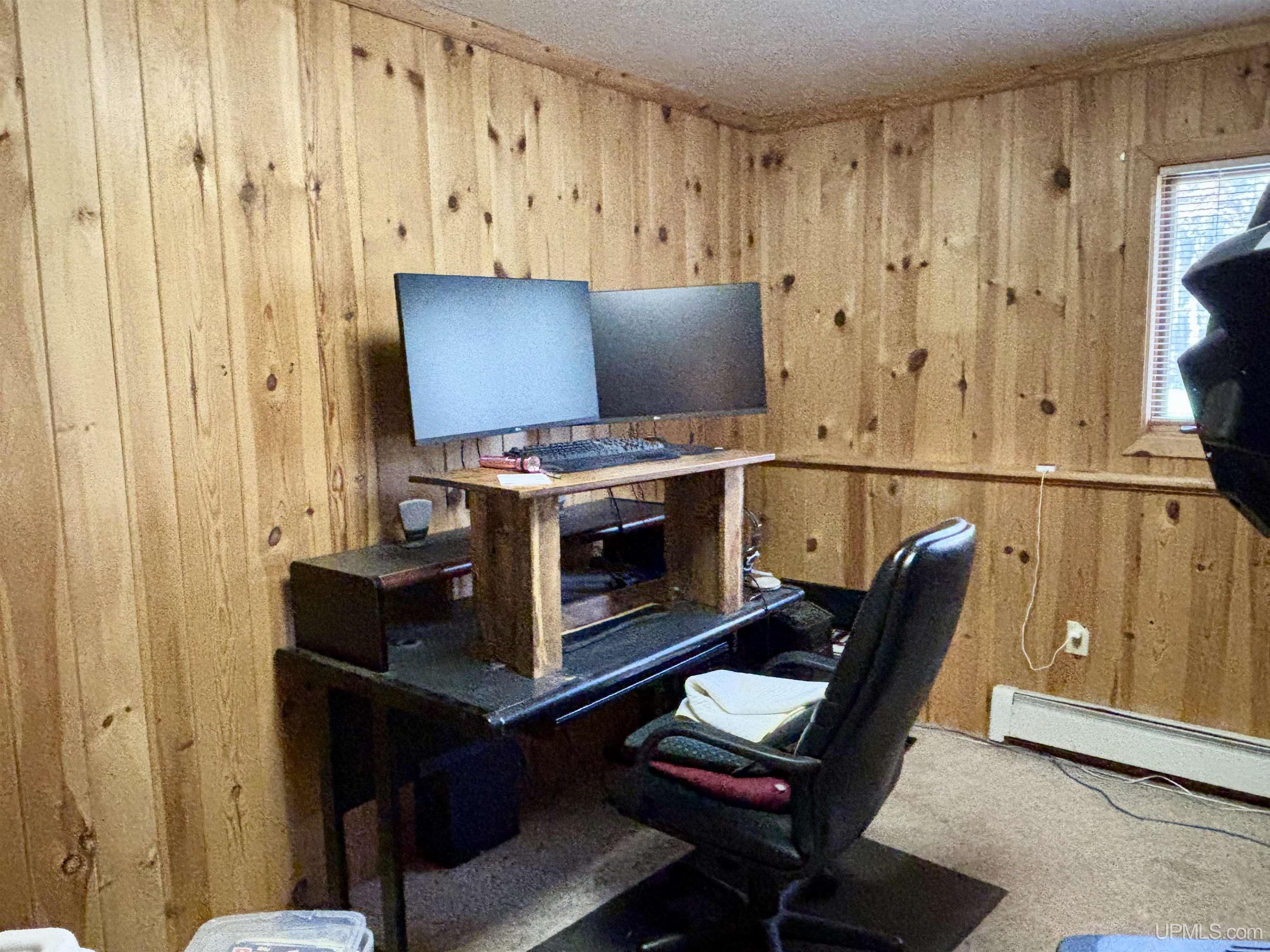 Marquette, Michigan, 49855, United States, 4 Bedrooms Bedrooms, ,3 BathroomsBathrooms,Residential,For Sale,1849824