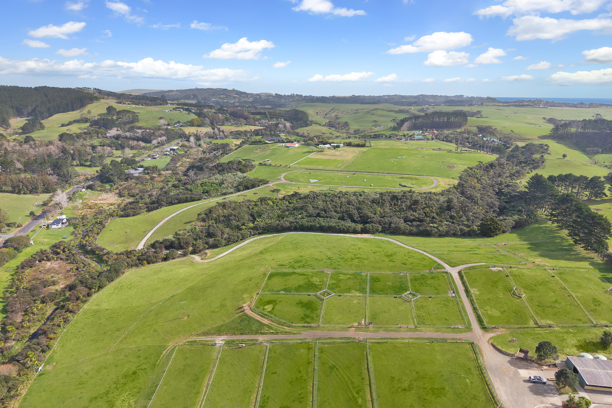  Equestrian Facility - Land Bank with Income - 物件實景