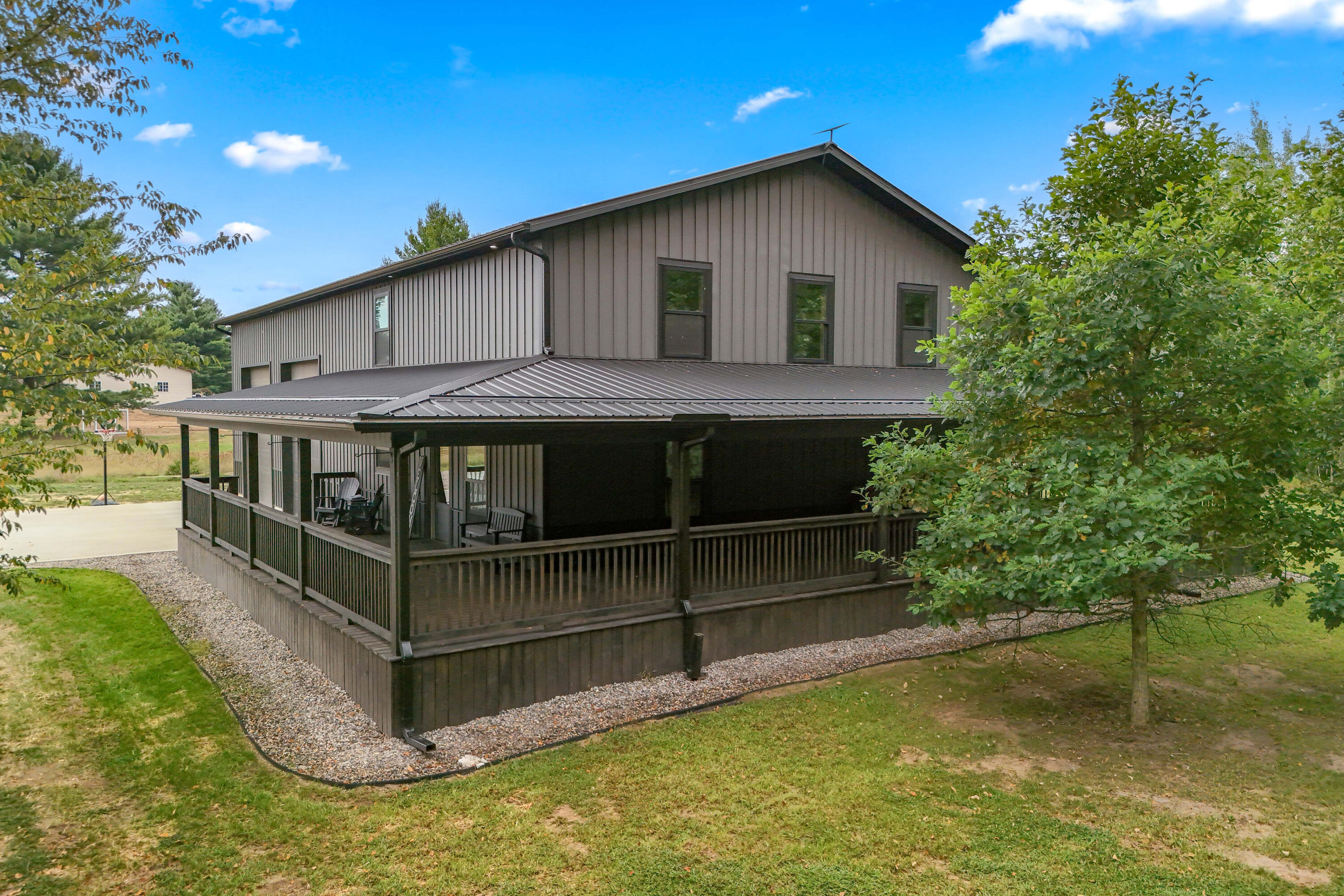 Quincy, Michigan, 49082, United States, 2 Bedrooms Bedrooms, ,3 BathroomsBathrooms,Residential,For Sale,1979767