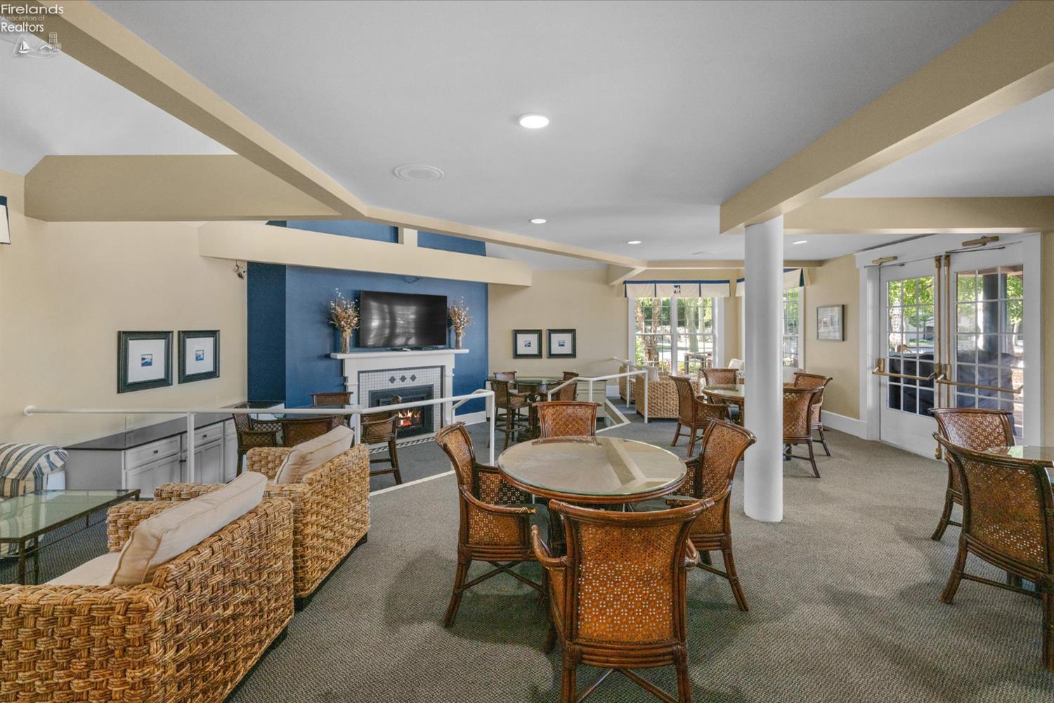 Port Clinton, Ohio, 43452, United States, 2 Bedrooms Bedrooms, ,3 BathroomsBathrooms,Residential,For Sale,1982032